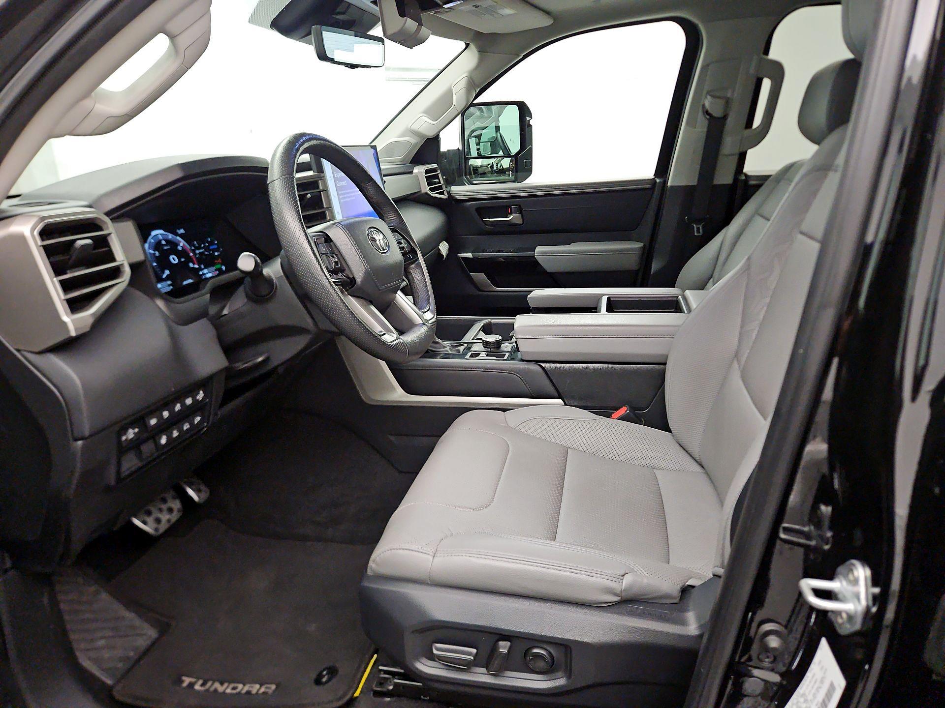 Thumbnail: 2023 Toyota Tundra - 11