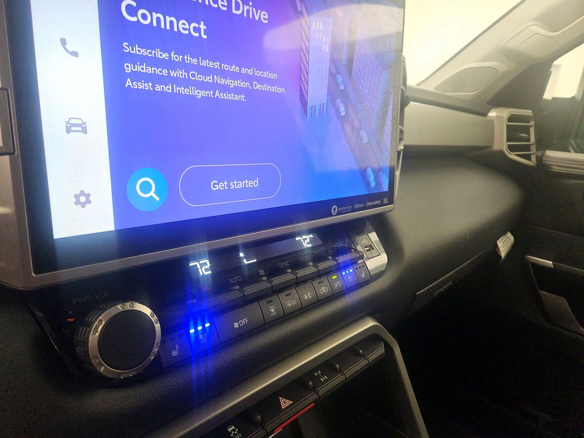 Thumbnail: 2023 Toyota Tundra - 14