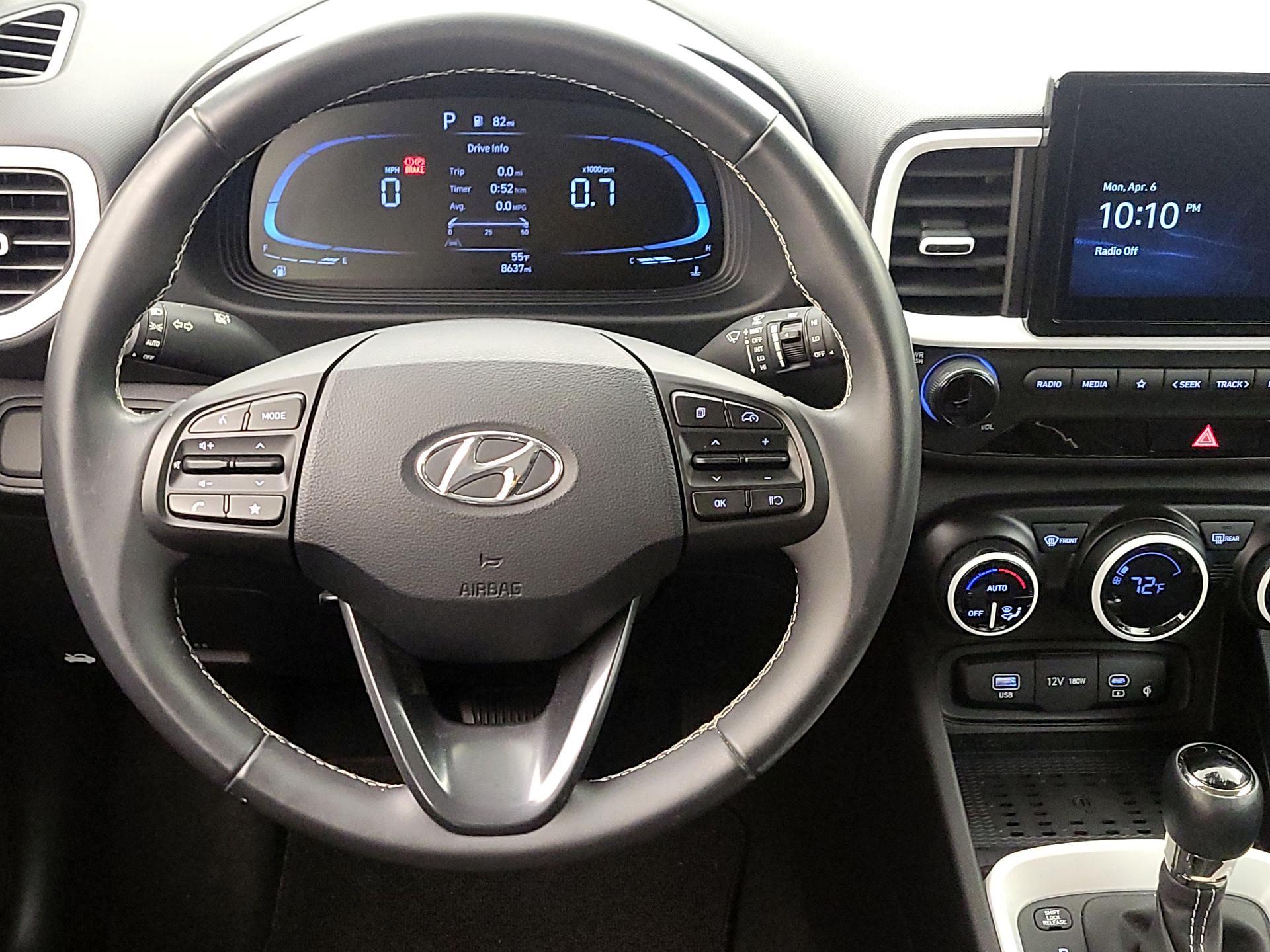 Thumbnail: 2023 Hyundai Venue - 10