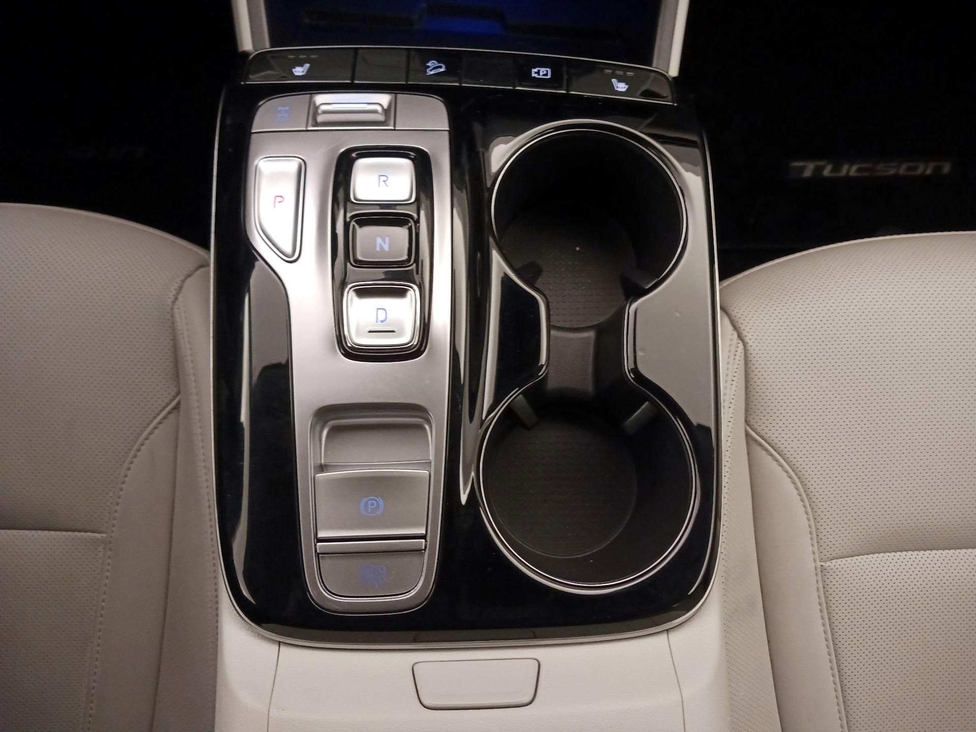 Thumbnail: 2023 Hyundai Tucson - 18