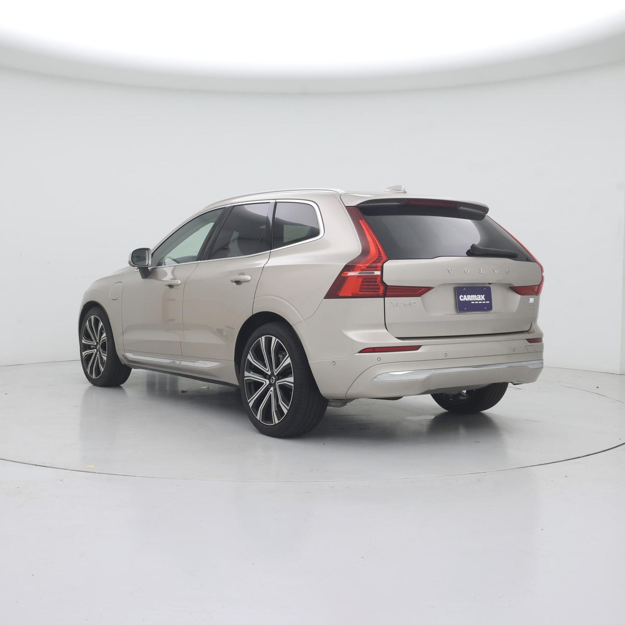 Thumbnail: 2023 Volvo XC60 - 2