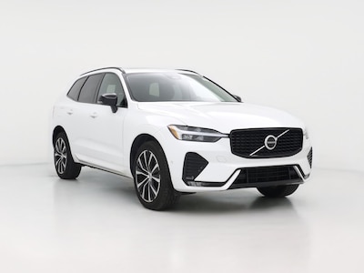 2023 Volvo XC60 B5 Ultimate Dark Theme