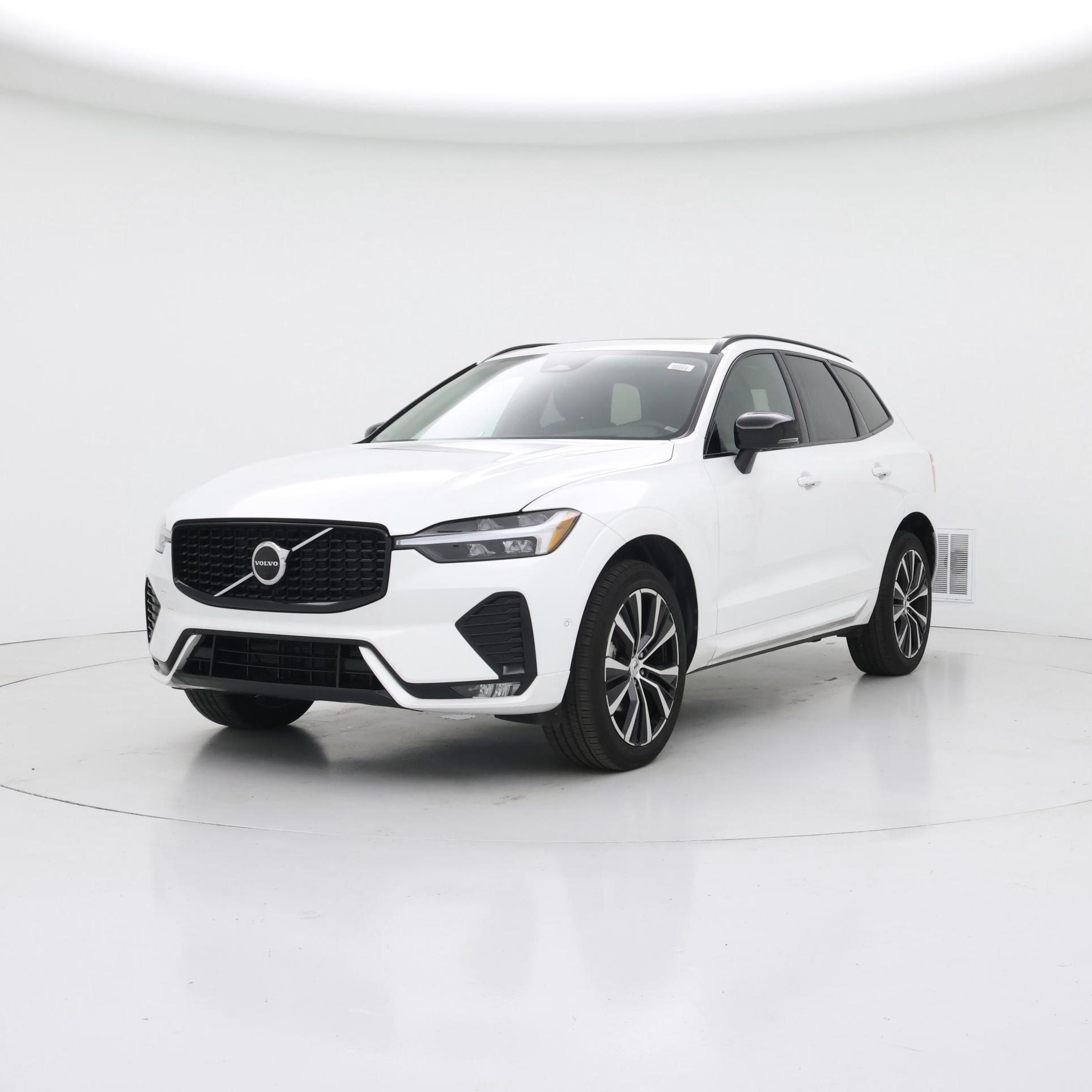 Thumbnail: 2023 Volvo XC60 - 4