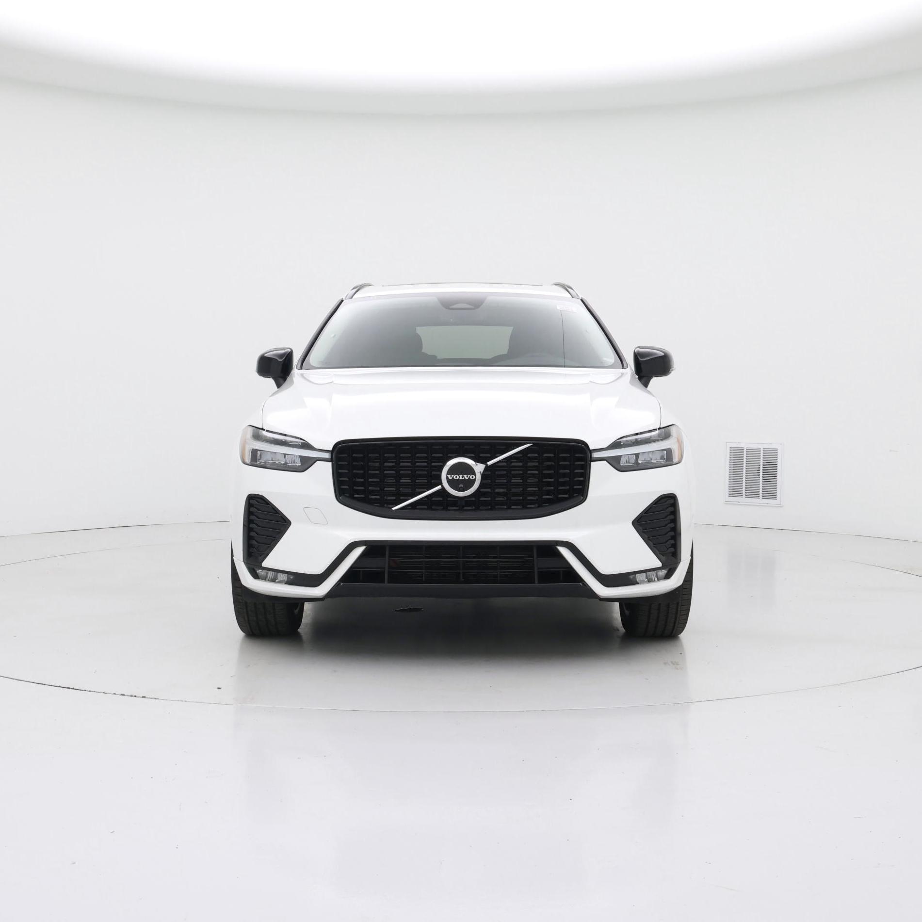 Thumbnail: 2023 Volvo XC60 - 5