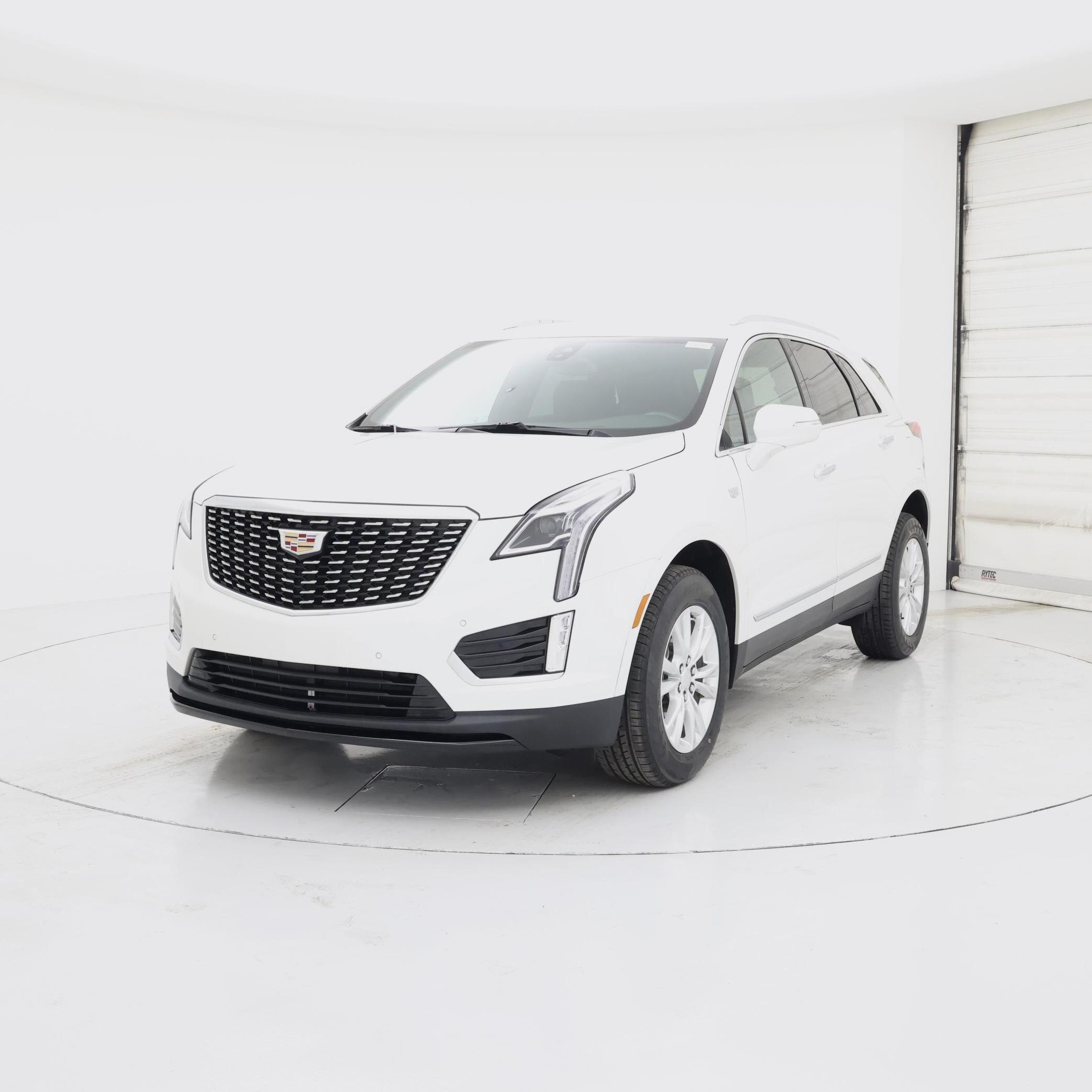 Thumbnail: 2023 Cadillac XT5 - 4