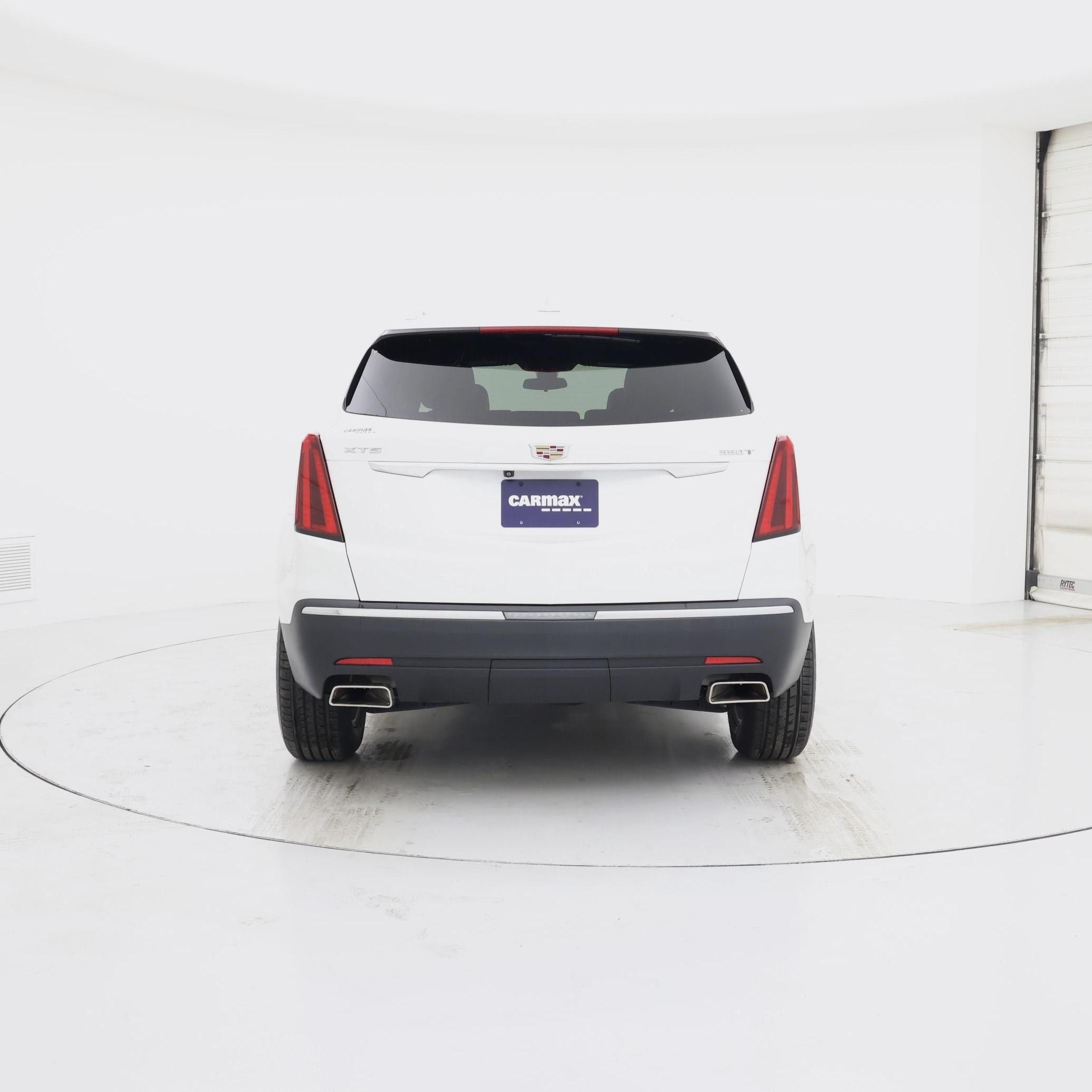 Thumbnail: 2023 Cadillac XT5 - 6