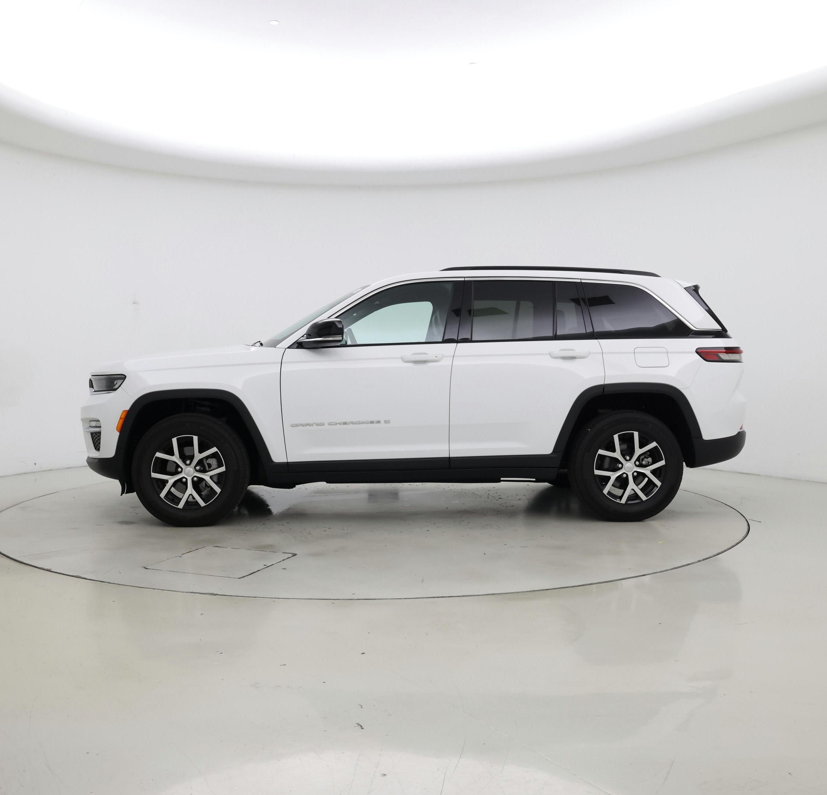 Thumbnail: 2025 Jeep Grand Cherokee - 3