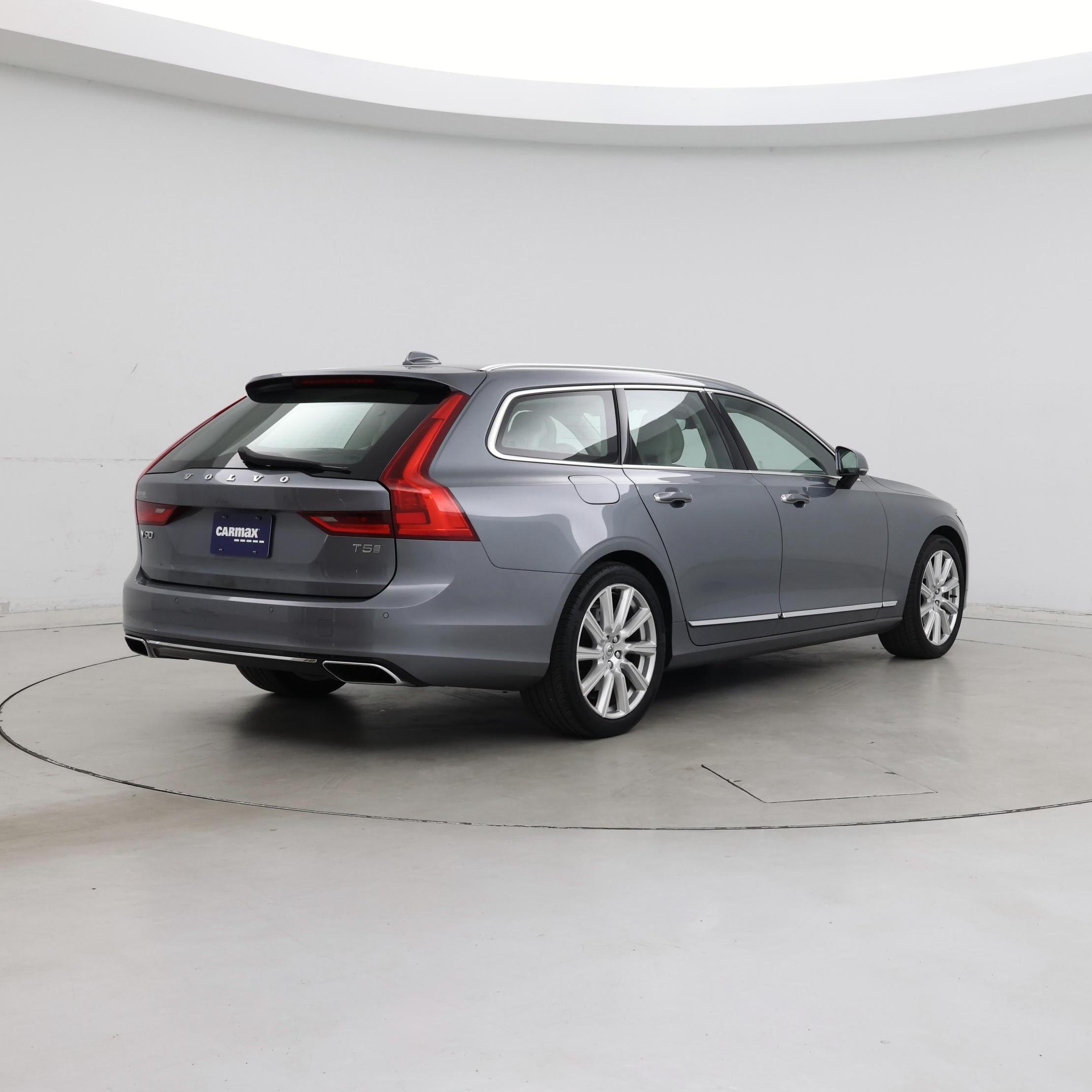 Thumbnail: 2018 Volvo V90 - 8