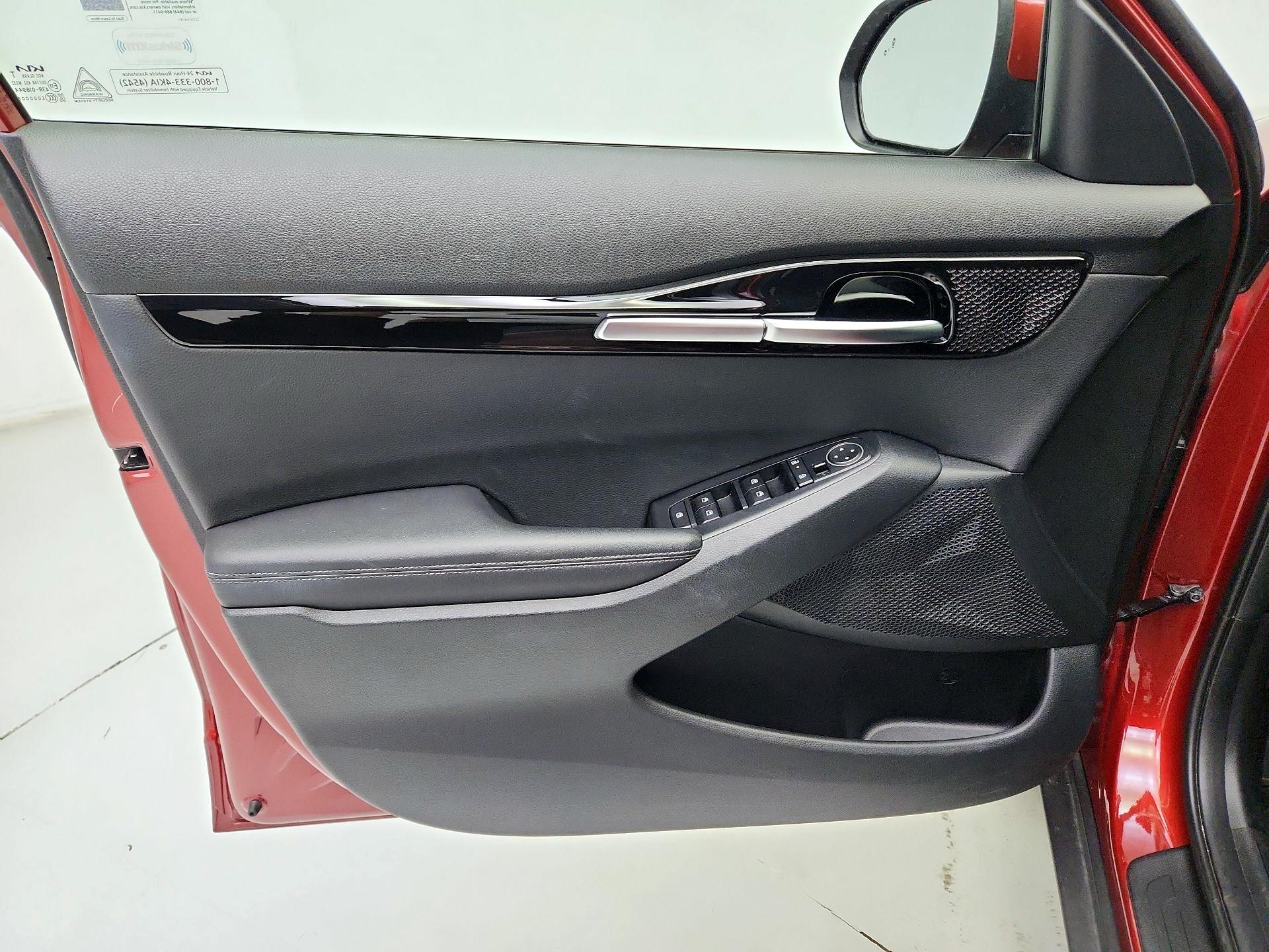 Thumbnail: 2025 Kia Seltos - 12