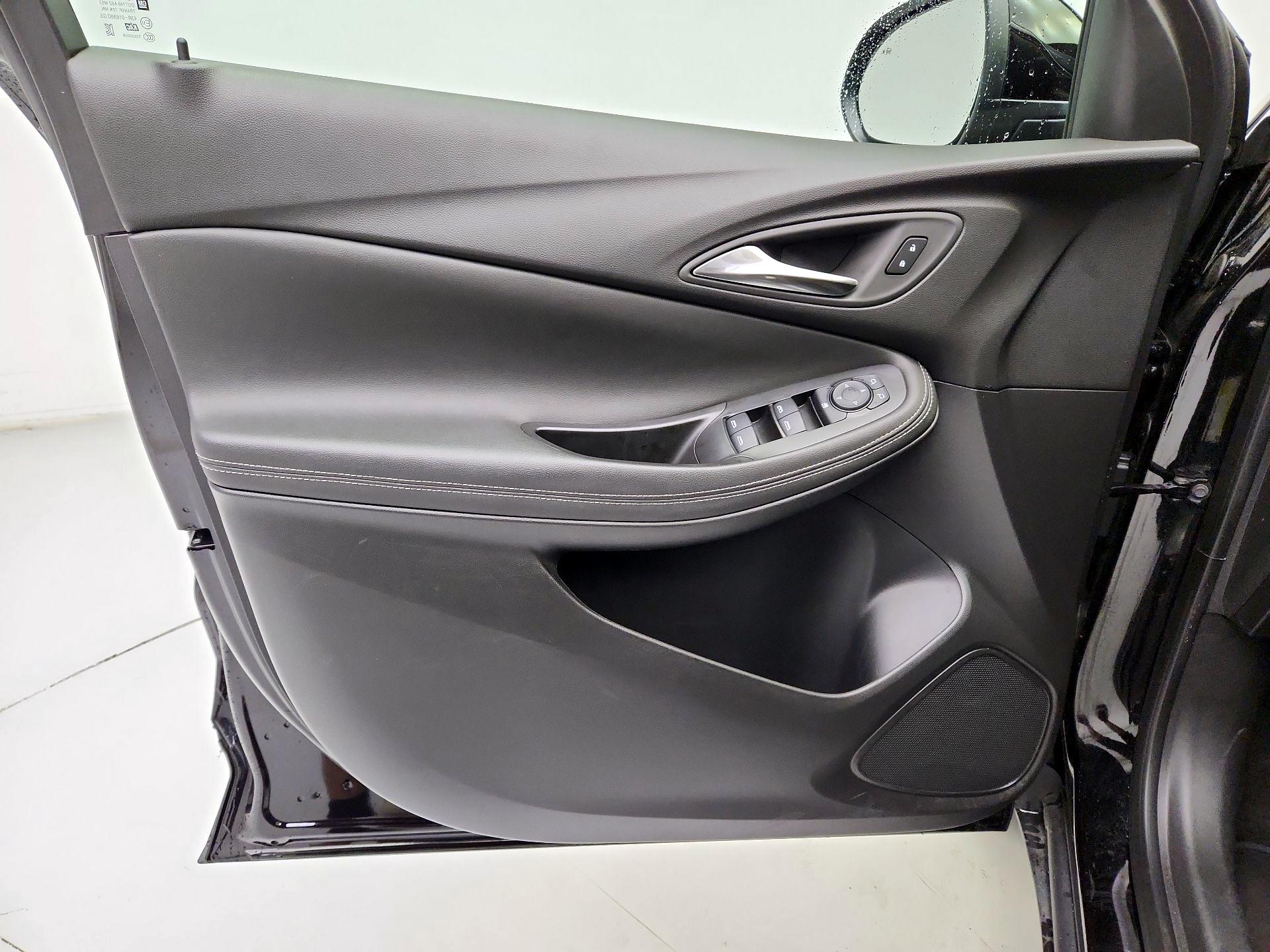 Thumbnail: 2025 Buick Encore GX - 12