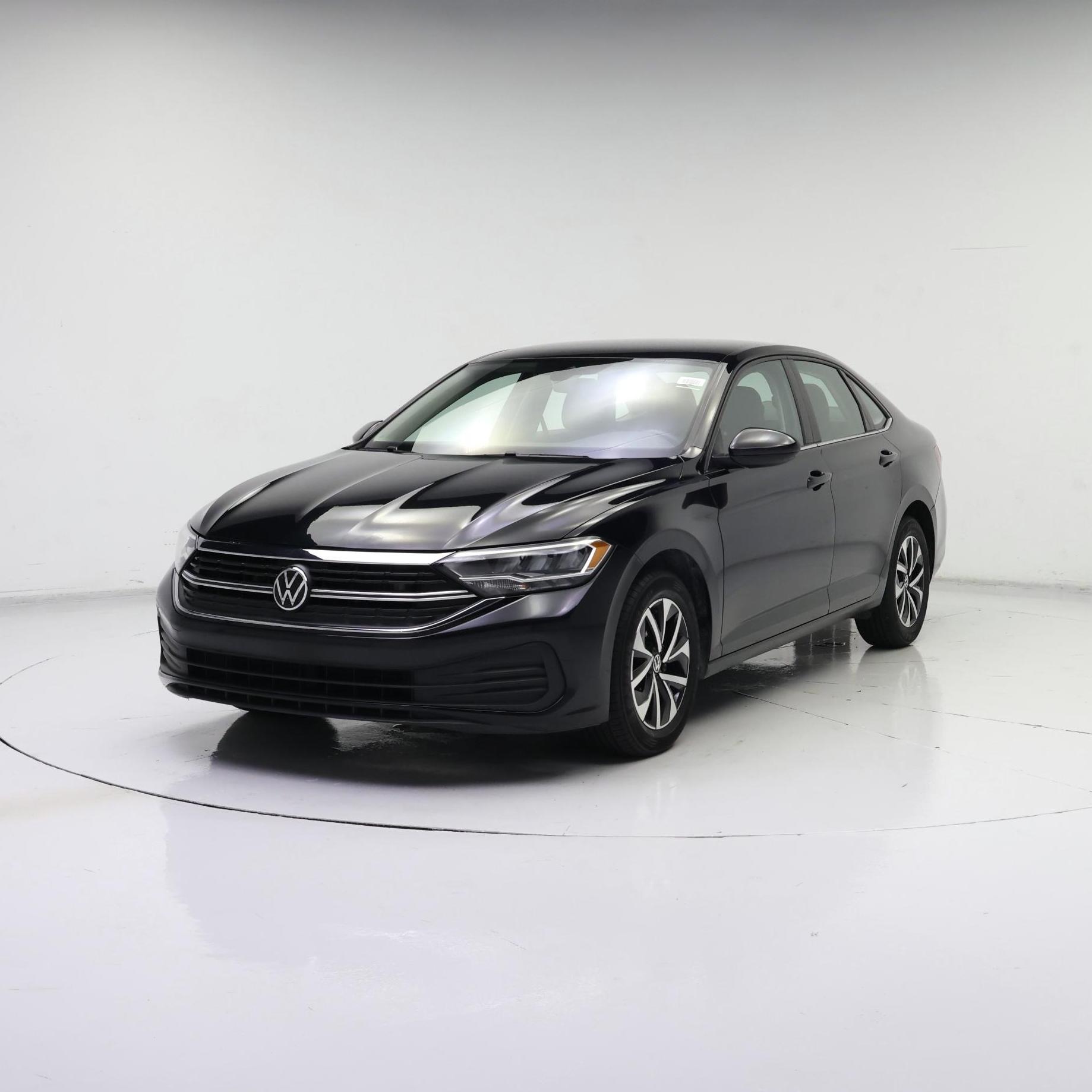 Thumbnail: 2021 Toyota Camry - 4