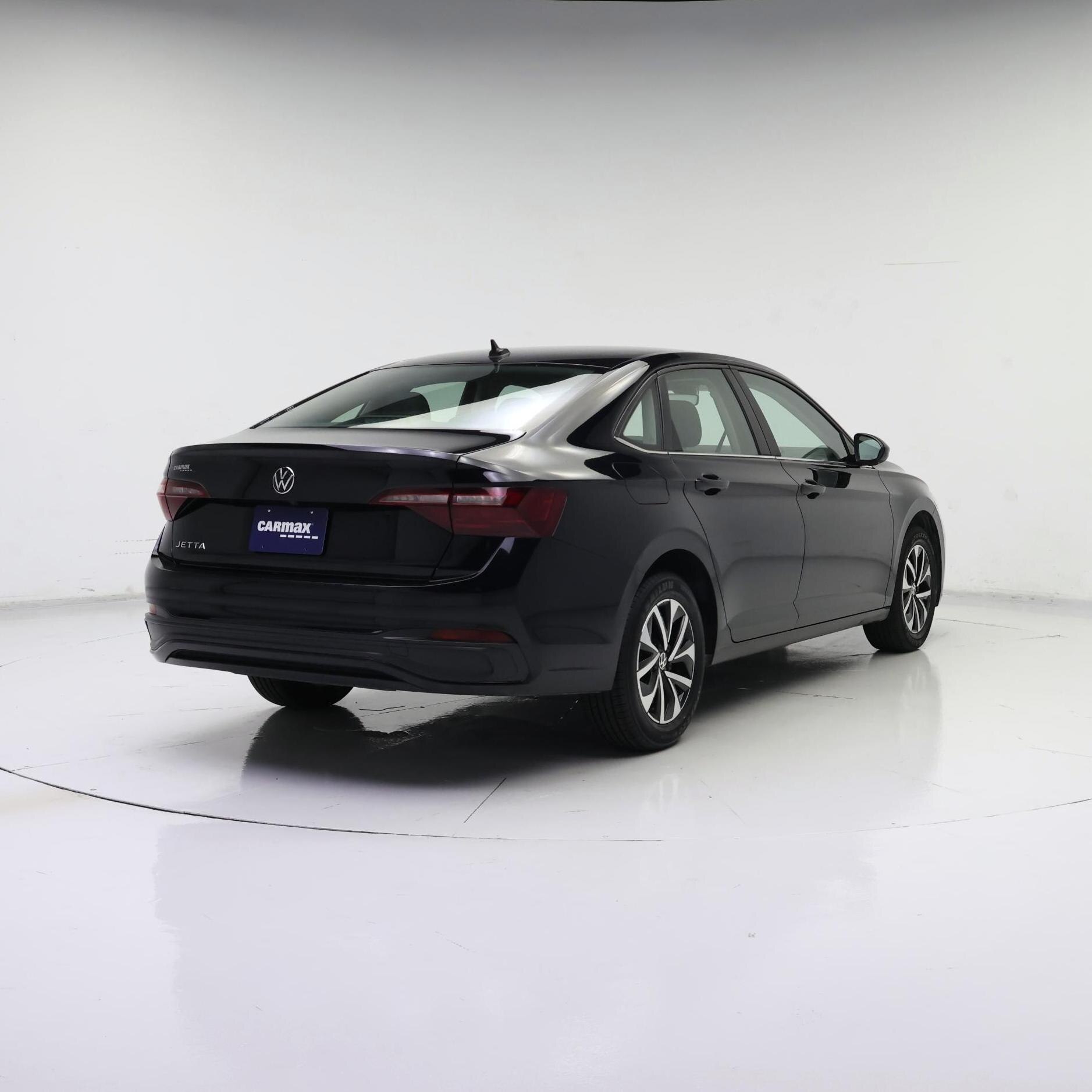 Thumbnail: 2021 Toyota Camry - 8