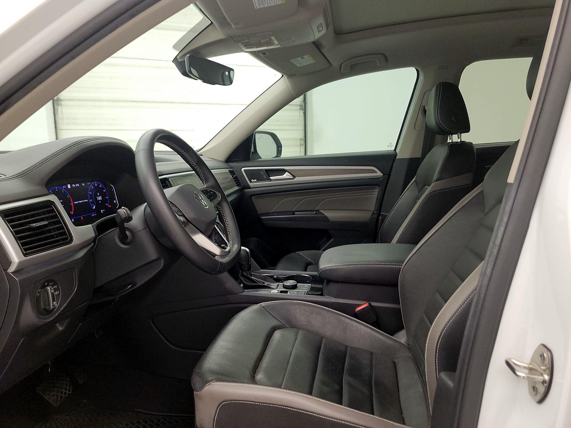 Thumbnail: 2021 Volkswagen Atlas - 11