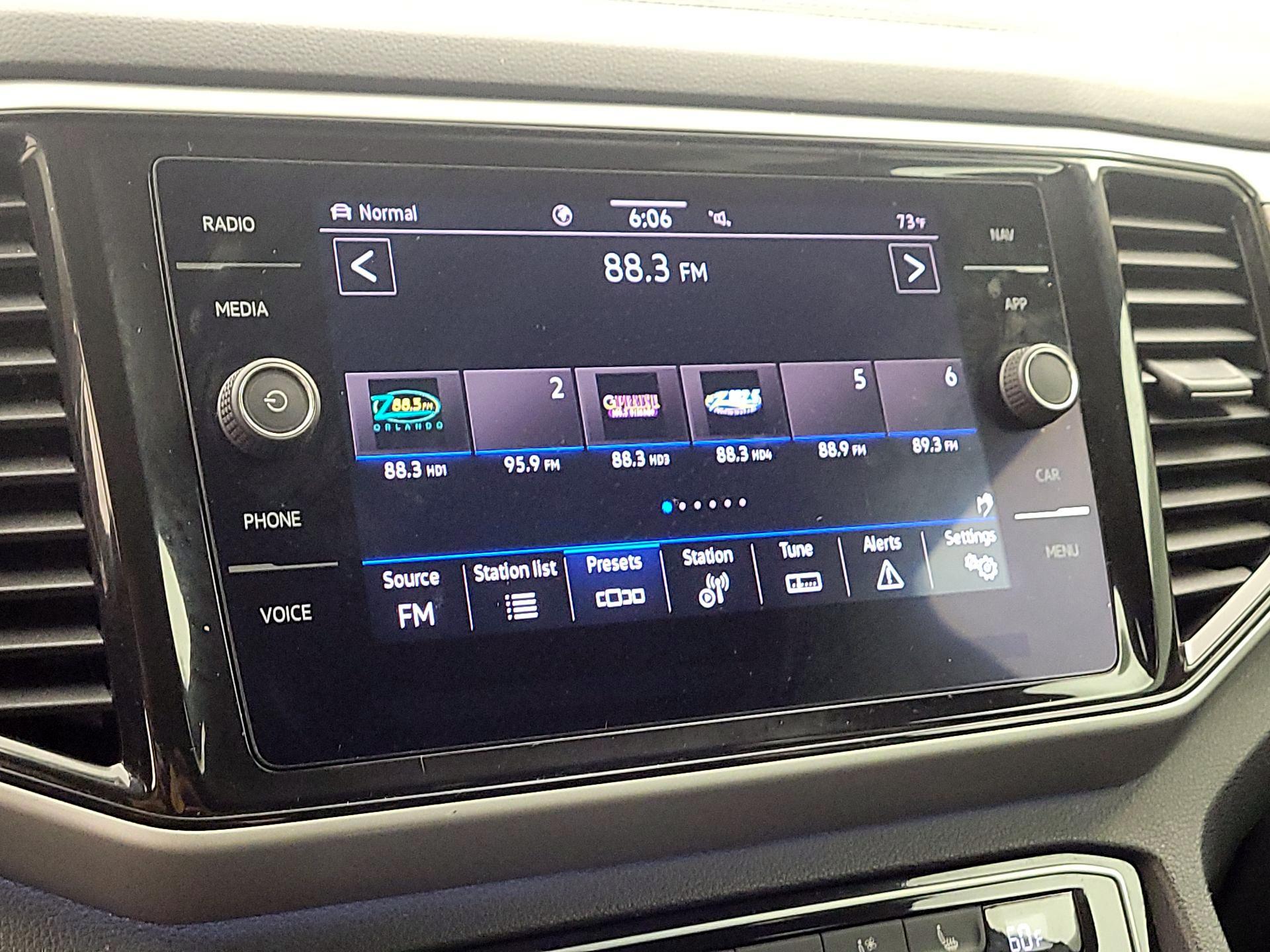 Thumbnail: 2021 Volkswagen Atlas - 15