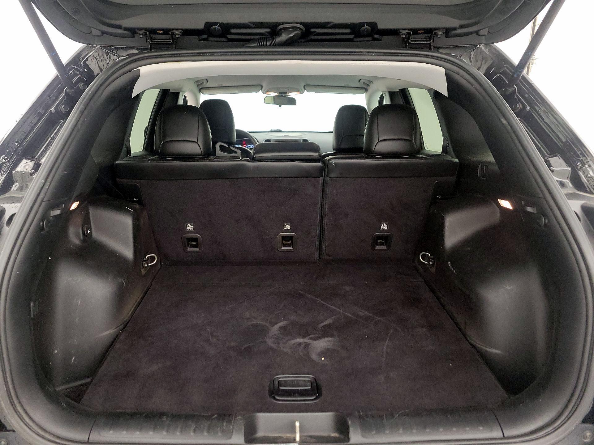 Thumbnail: 2020 Jeep Cherokee - 20