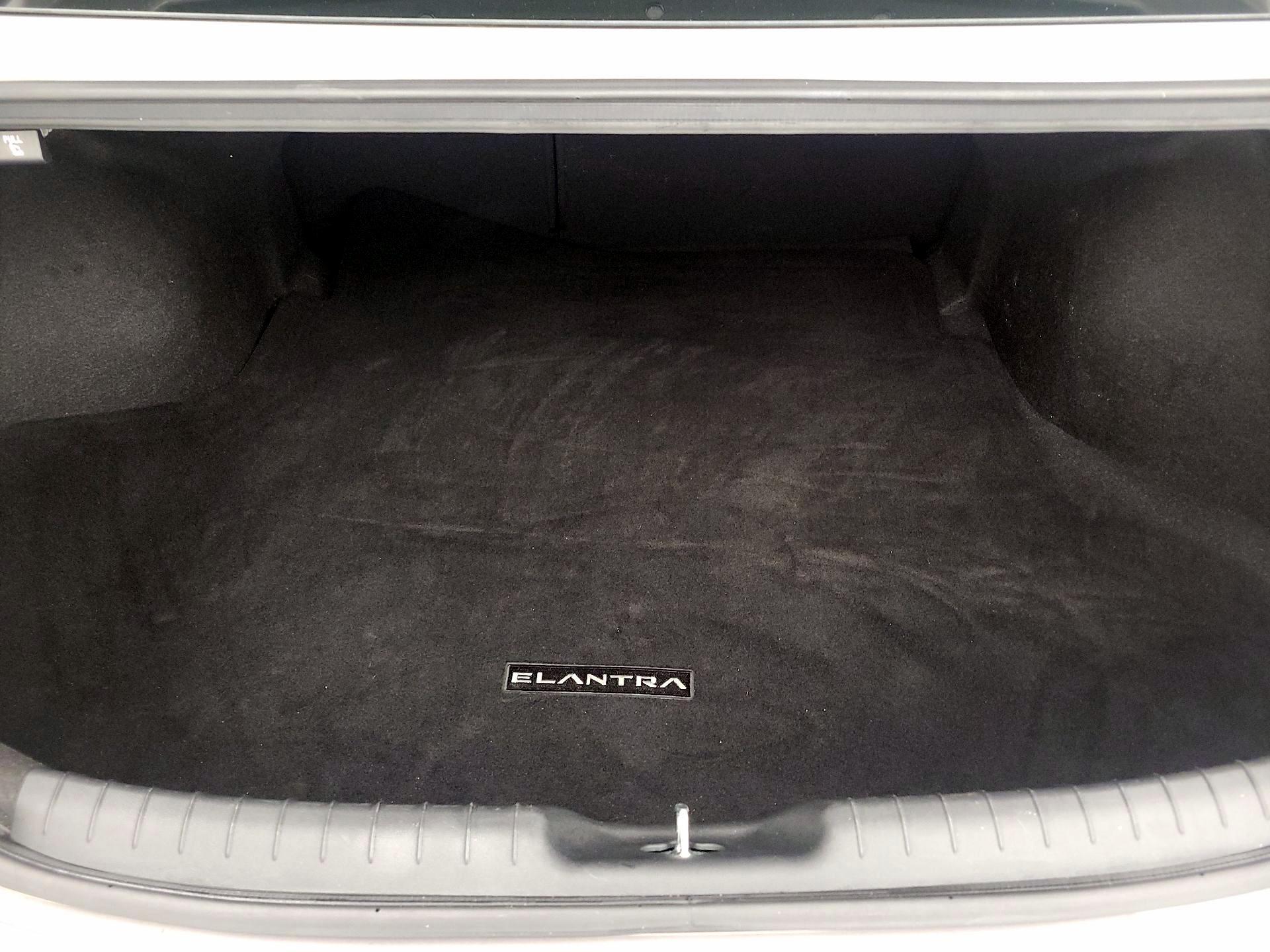 Thumbnail: 2021 Hyundai Elantra - 20