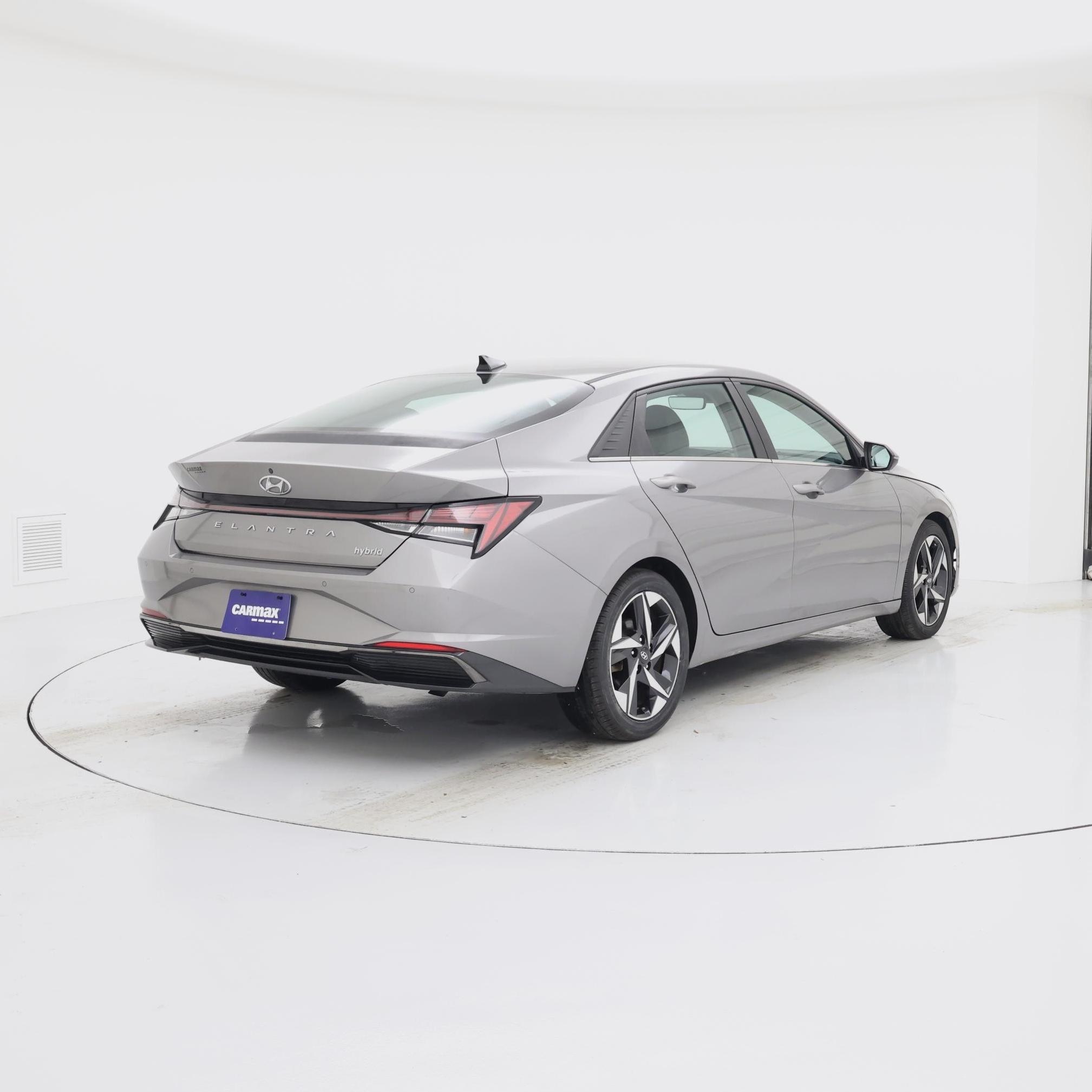 Thumbnail: 2021 Hyundai Elantra - 8