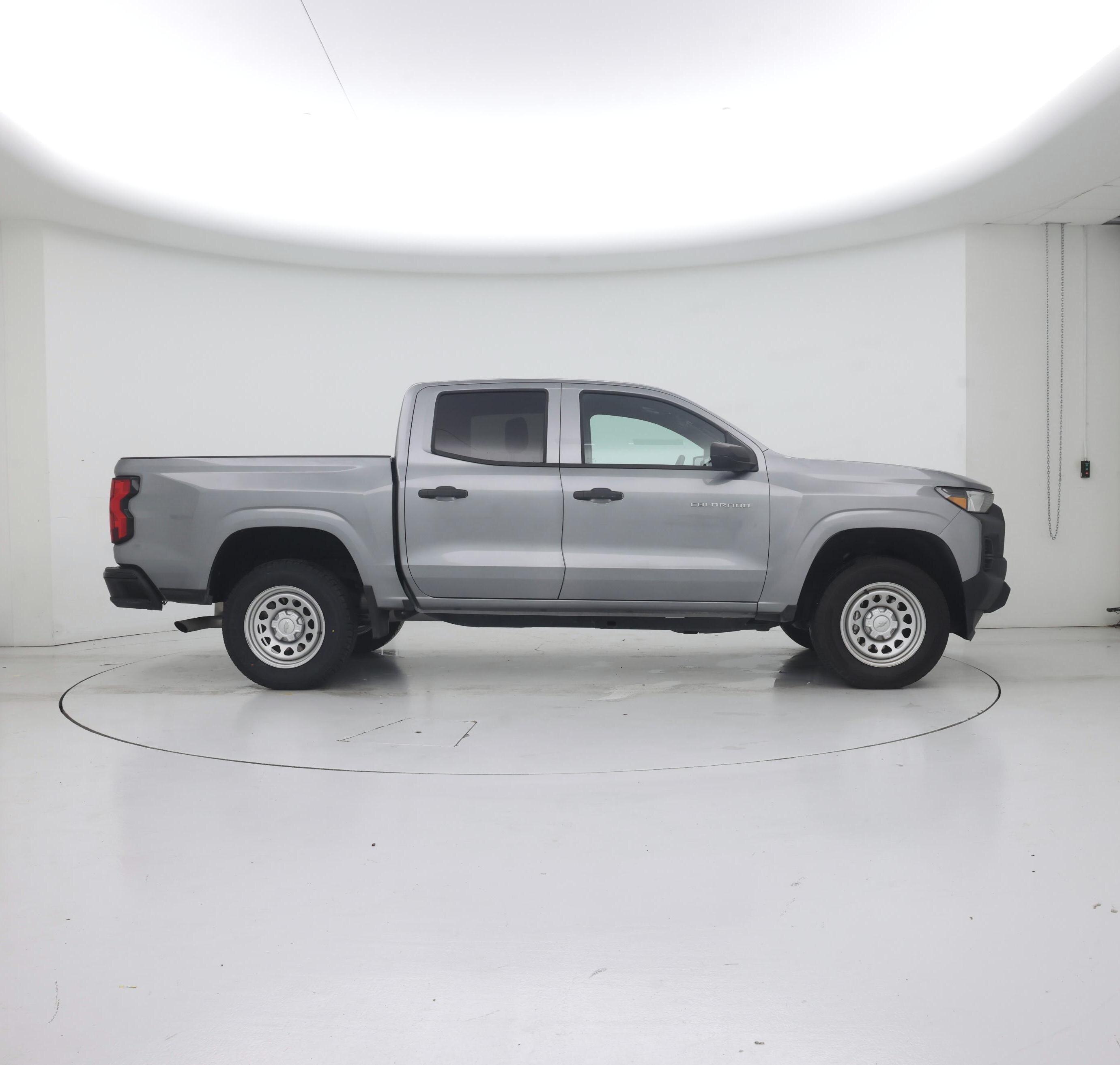 Thumbnail: 2023 Chevrolet Colorado - 7