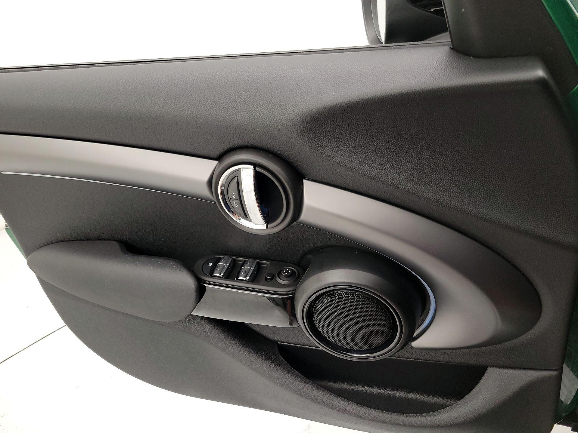 Thumbnail: 2023 MINI Cooper Hardtop - 12