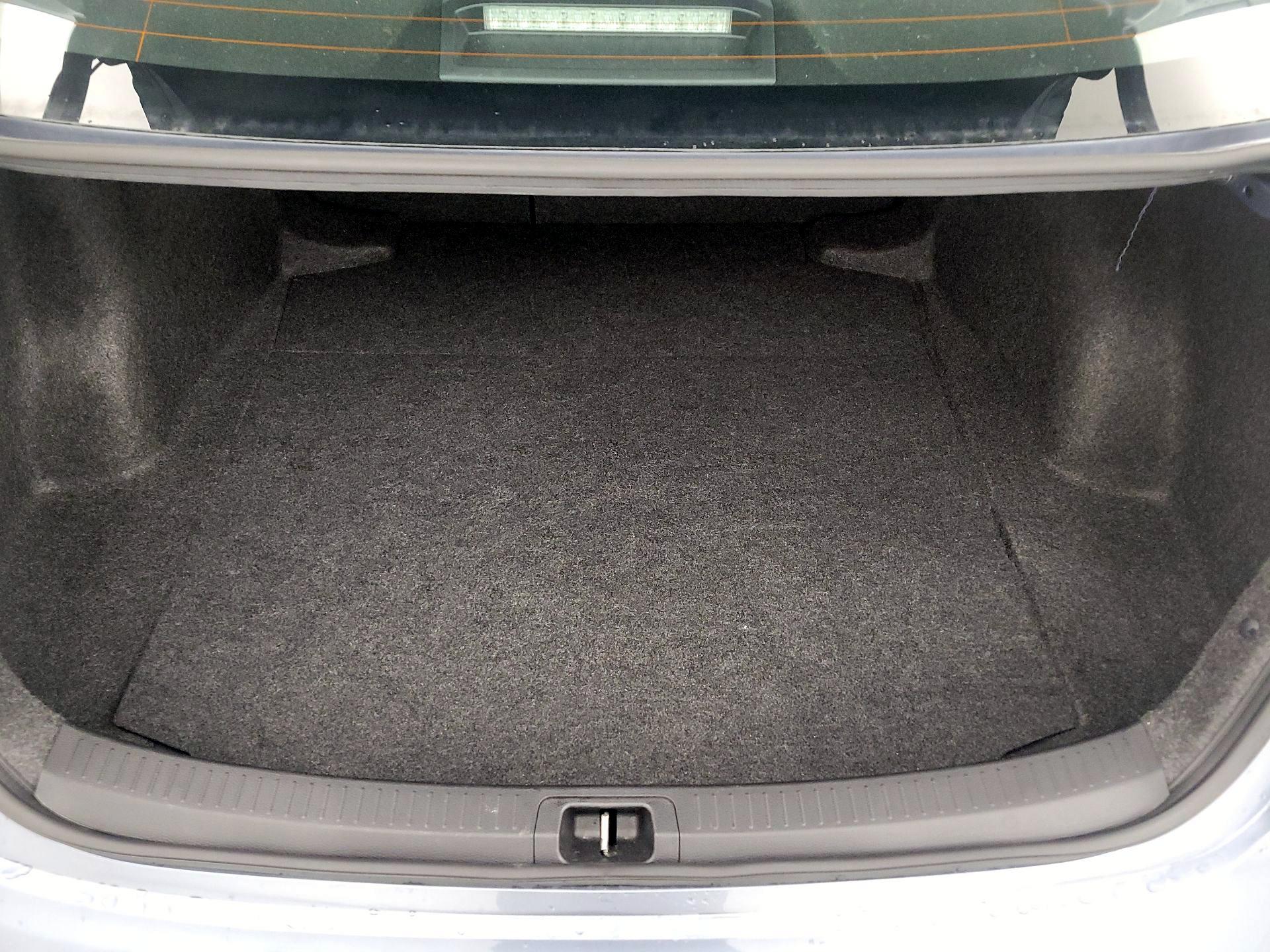 Thumbnail: 2025 Toyota Corolla - 20