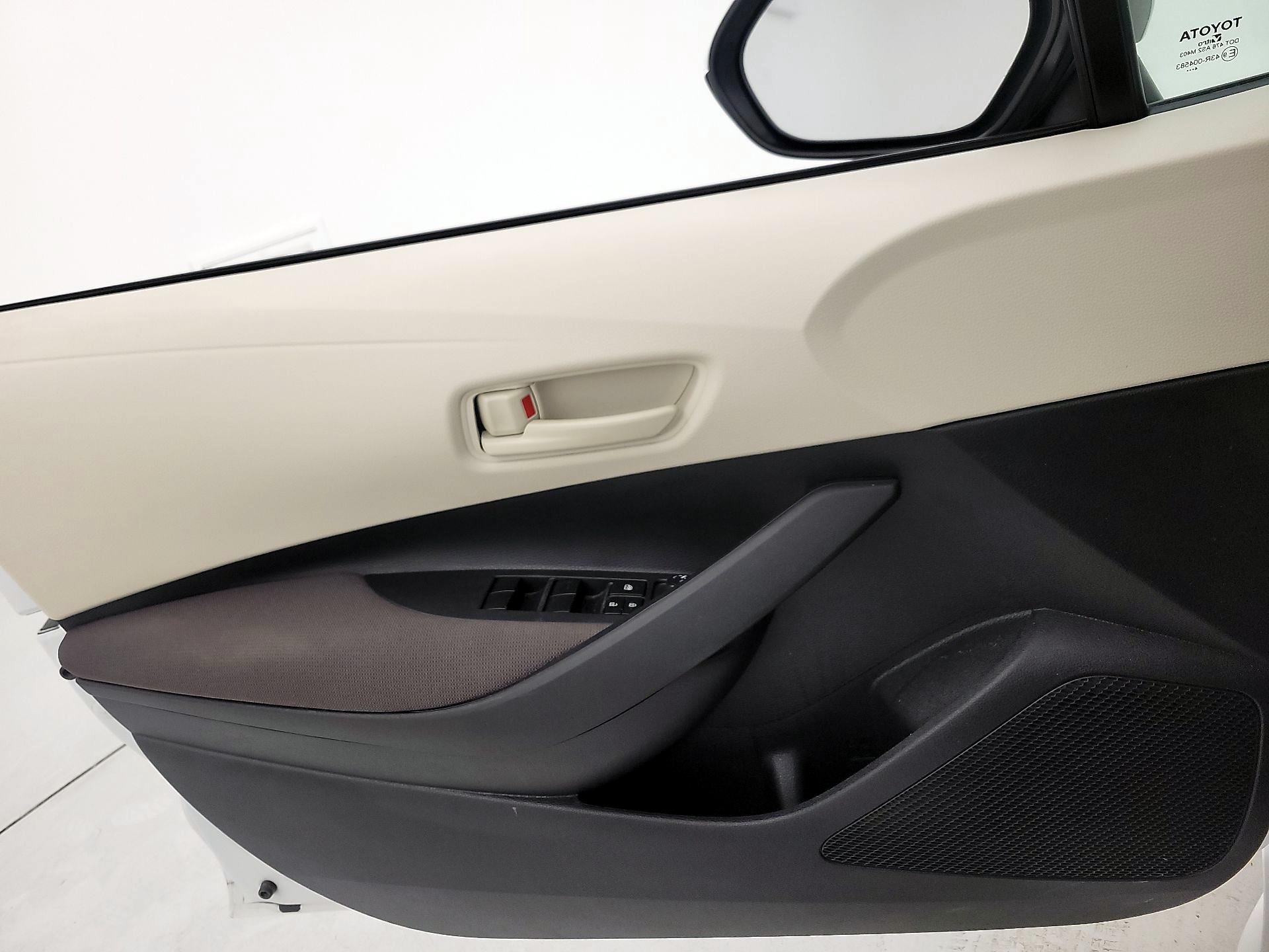 Thumbnail: 2025 Toyota Corolla - 12