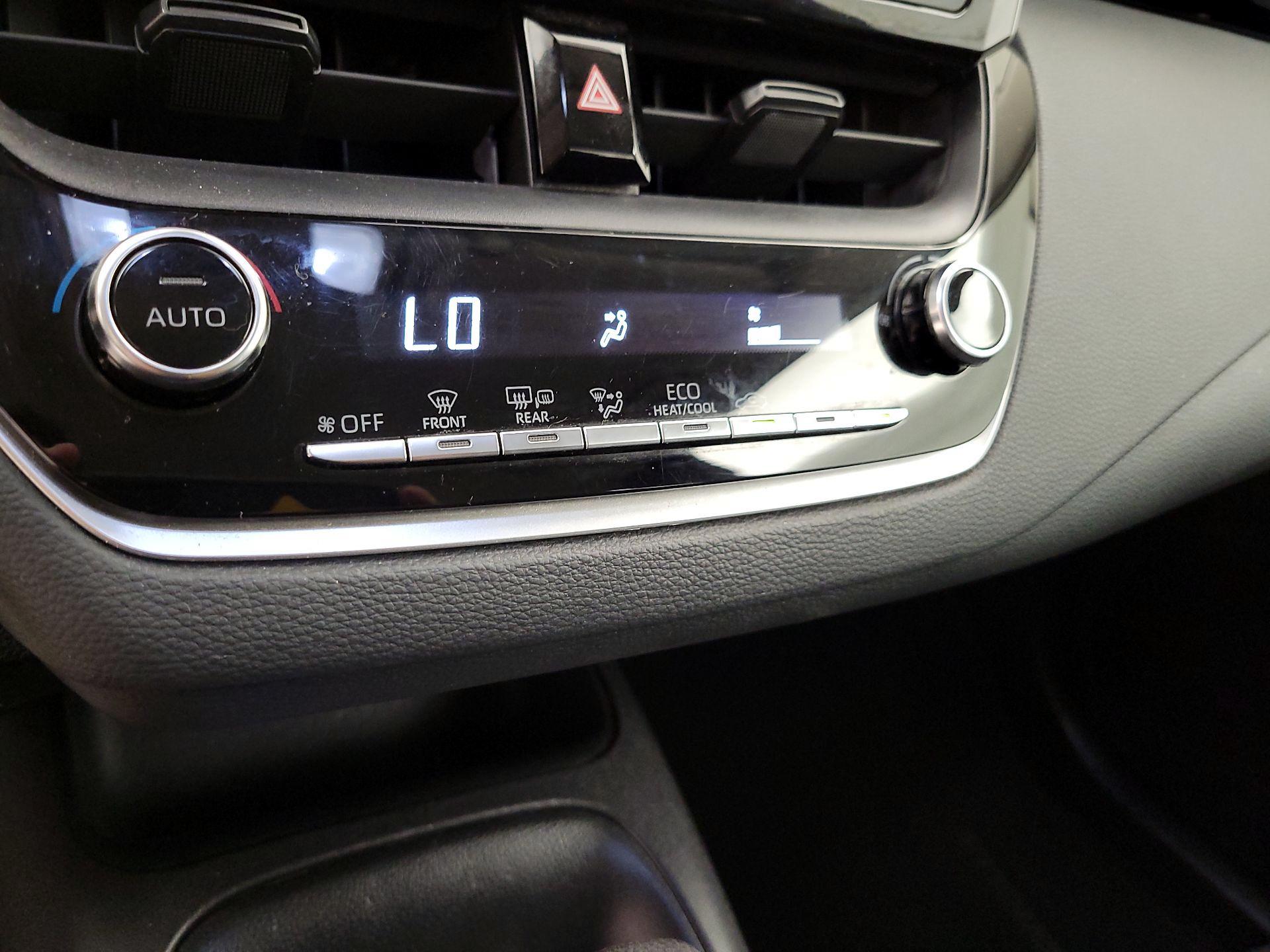 Thumbnail: 2021 Toyota Corolla - 15