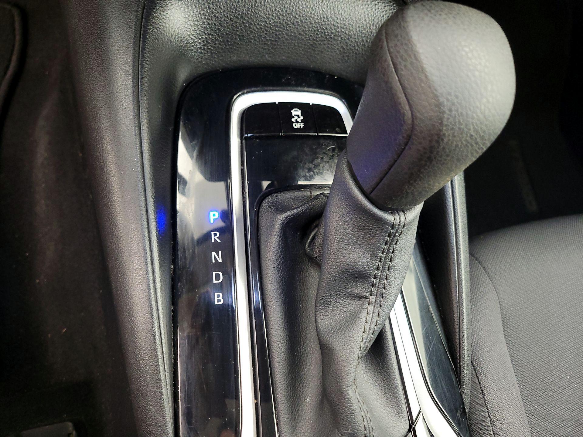 Thumbnail: 2021 Toyota Corolla - 16