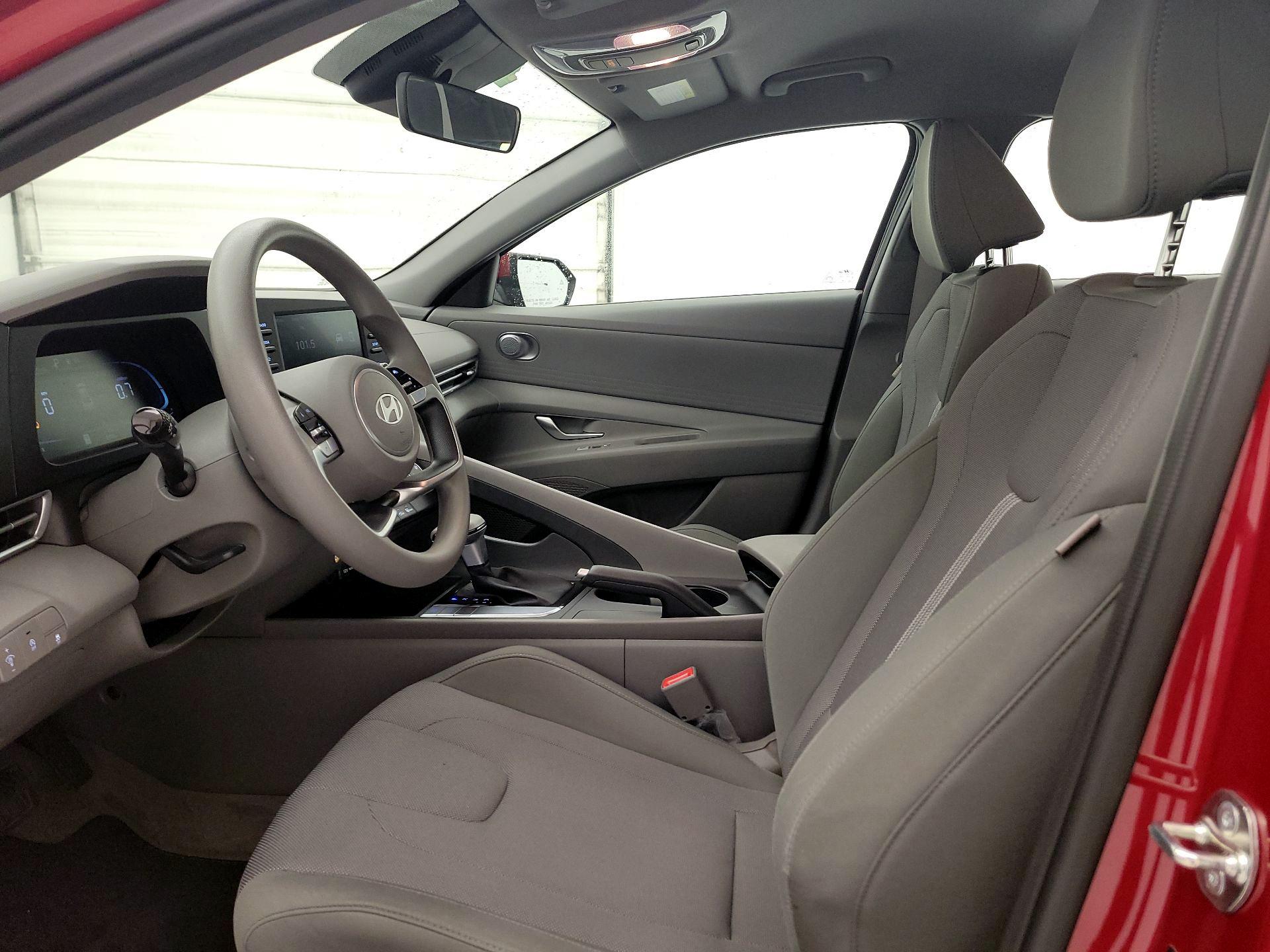 Thumbnail: 2024 Hyundai Elantra - 11