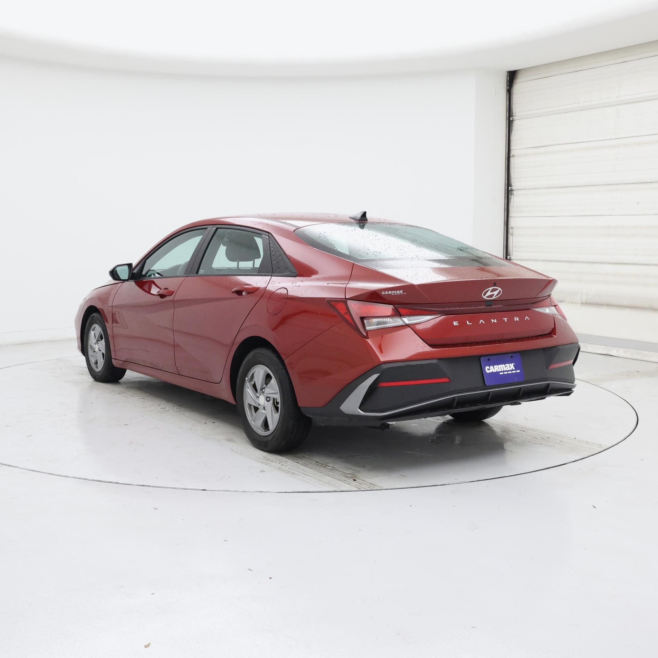 Thumbnail: 2024 Hyundai Elantra - 2