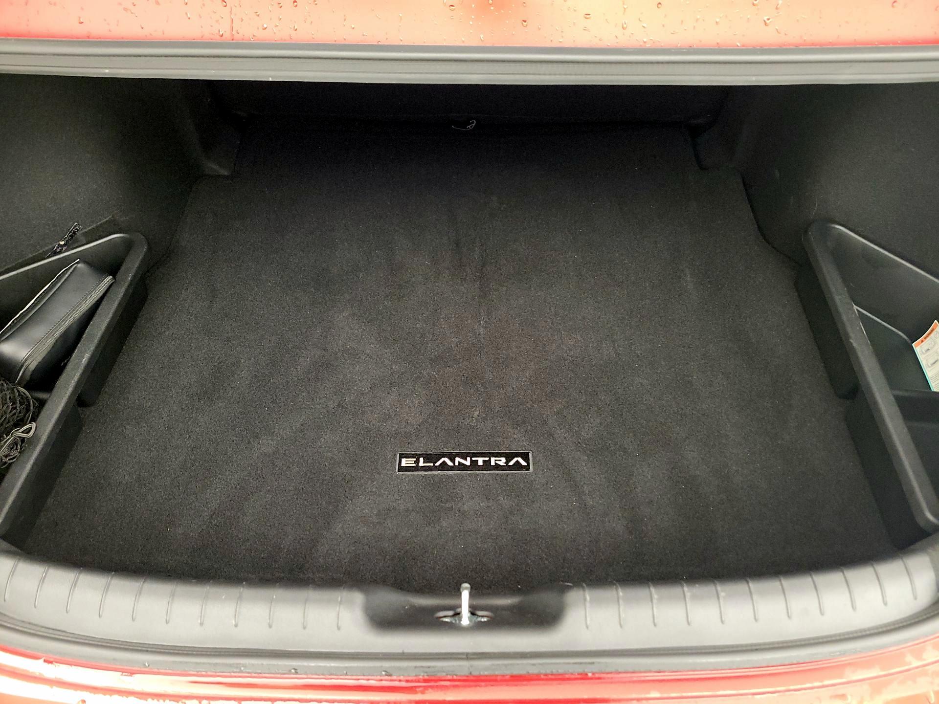 Thumbnail: 2024 Hyundai Elantra - 20