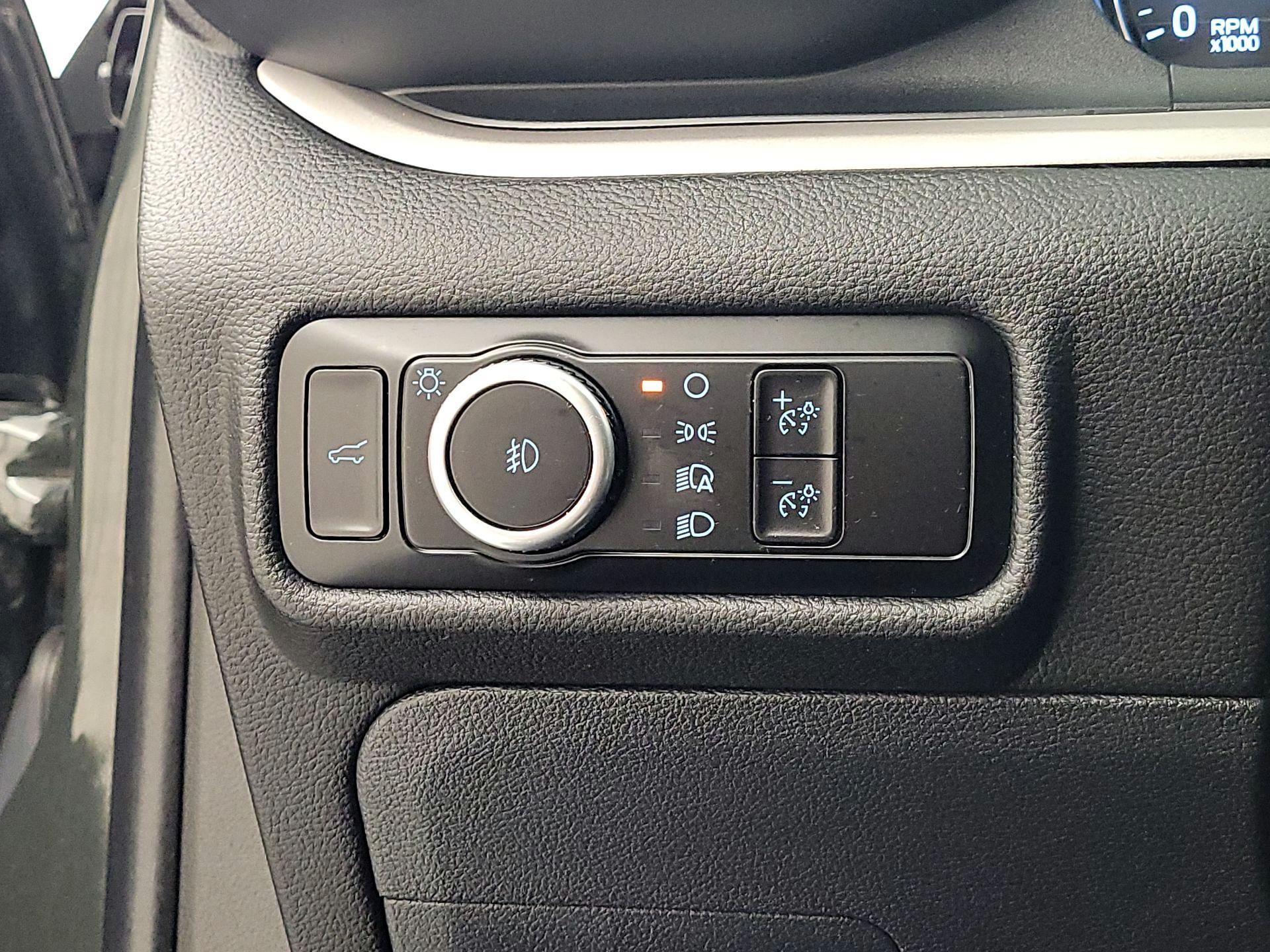 Thumbnail: 2023 Ford Explorer - 13