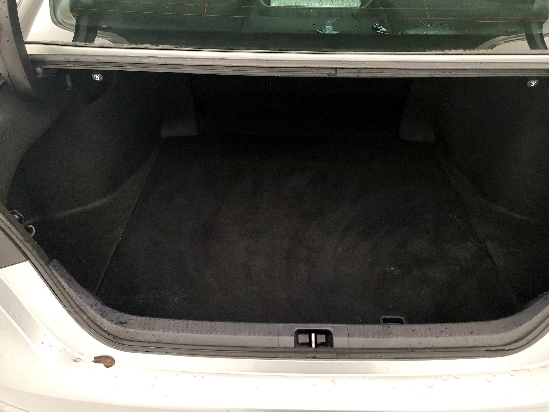 Thumbnail: 2021 Toyota Camry - 20