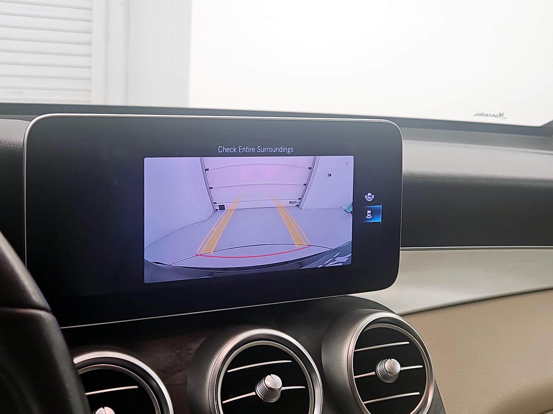 Thumbnail: 2020 Mercedes-Benz GLC - 14