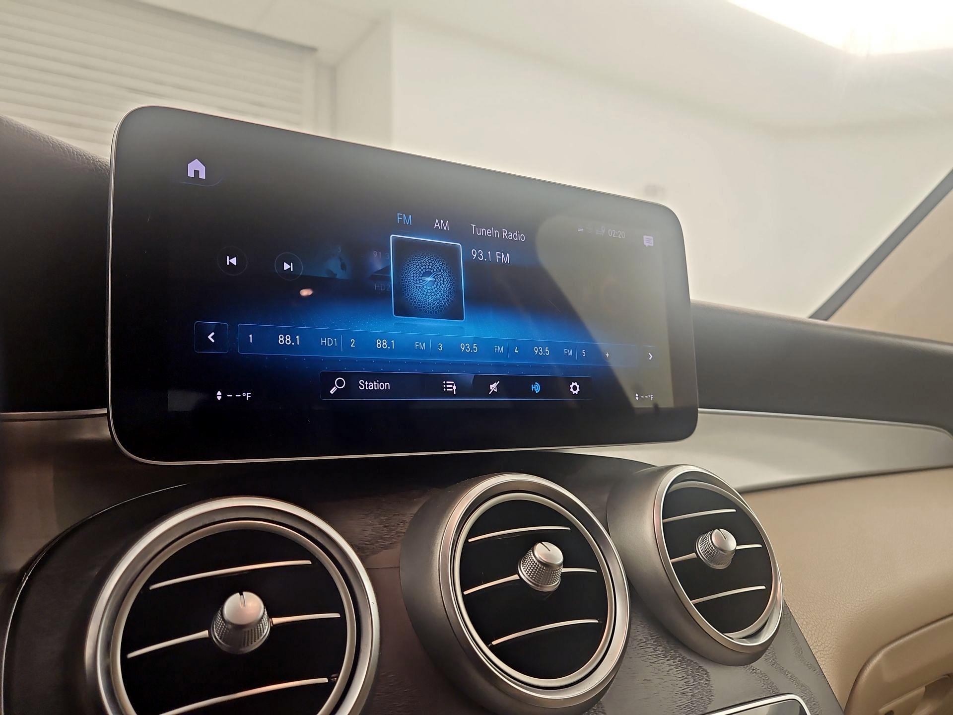 Thumbnail: 2020 Mercedes-Benz GLC - 15