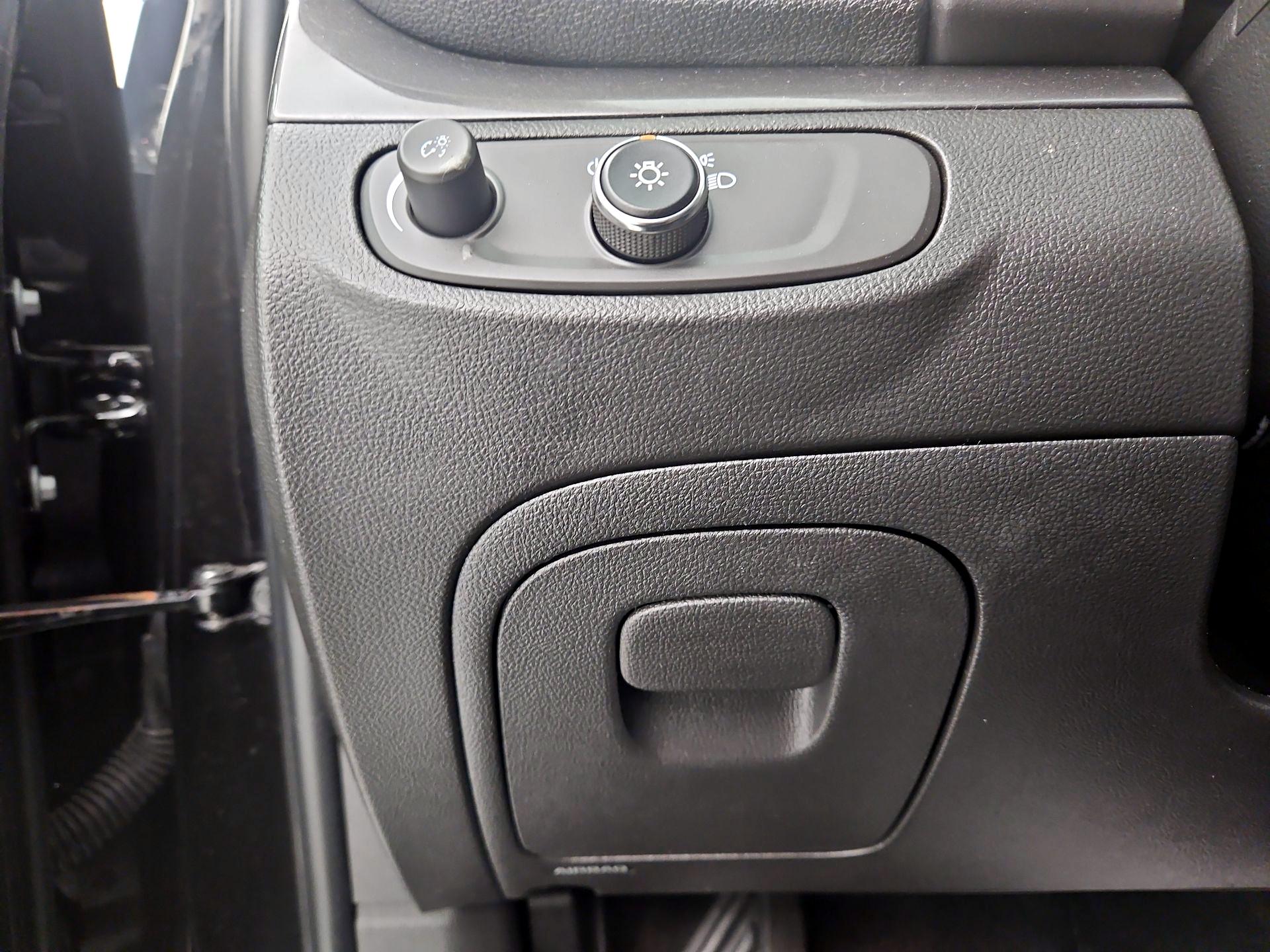 Thumbnail: 2022 Buick Encore - 13