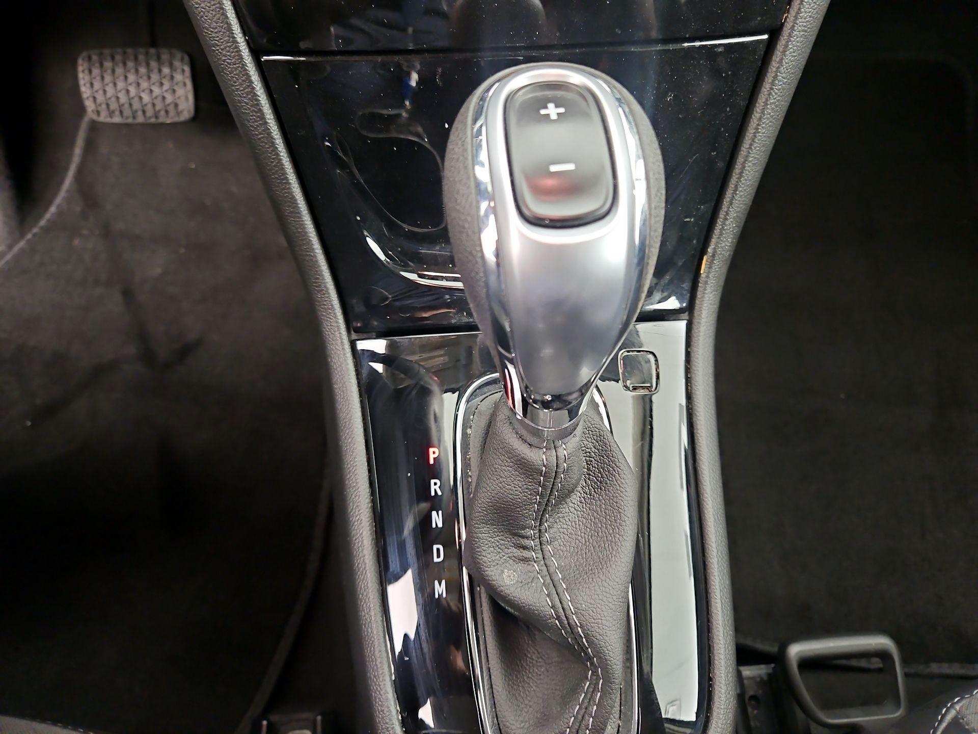 Thumbnail: 2022 Buick Encore - 17