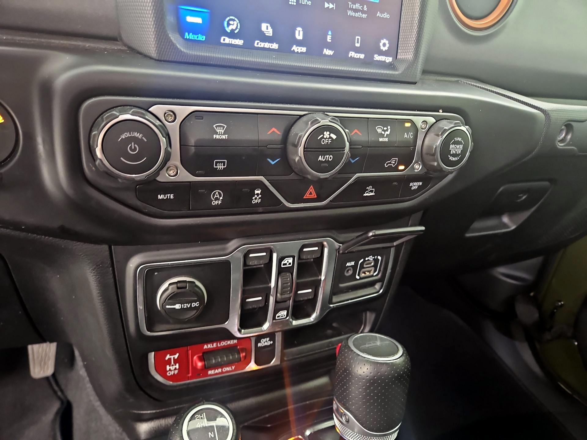 Thumbnail: 2022 Jeep Gladiator - 17