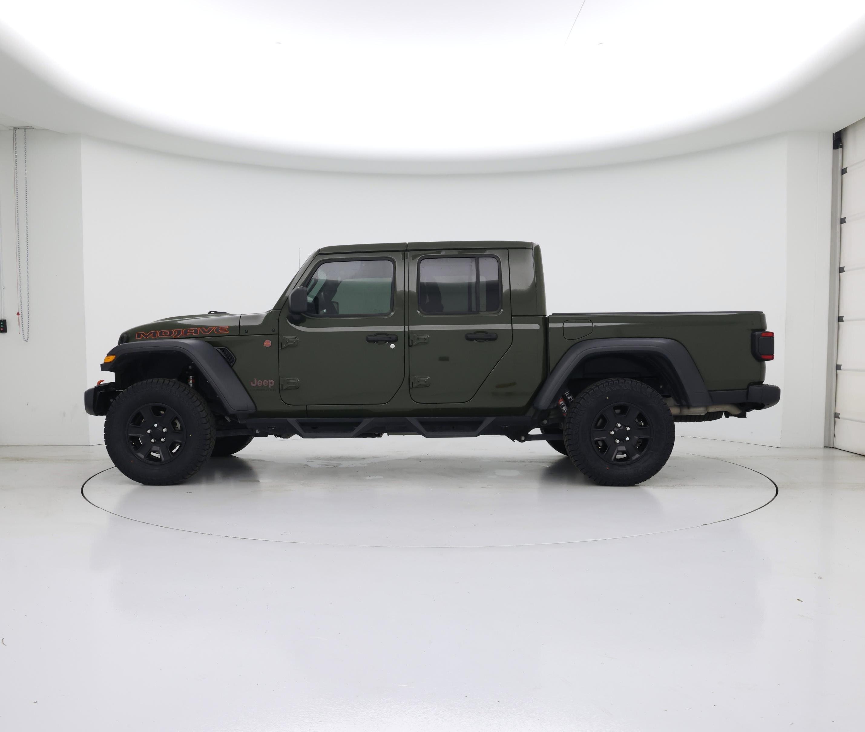 Thumbnail: 2022 Jeep Gladiator - 3