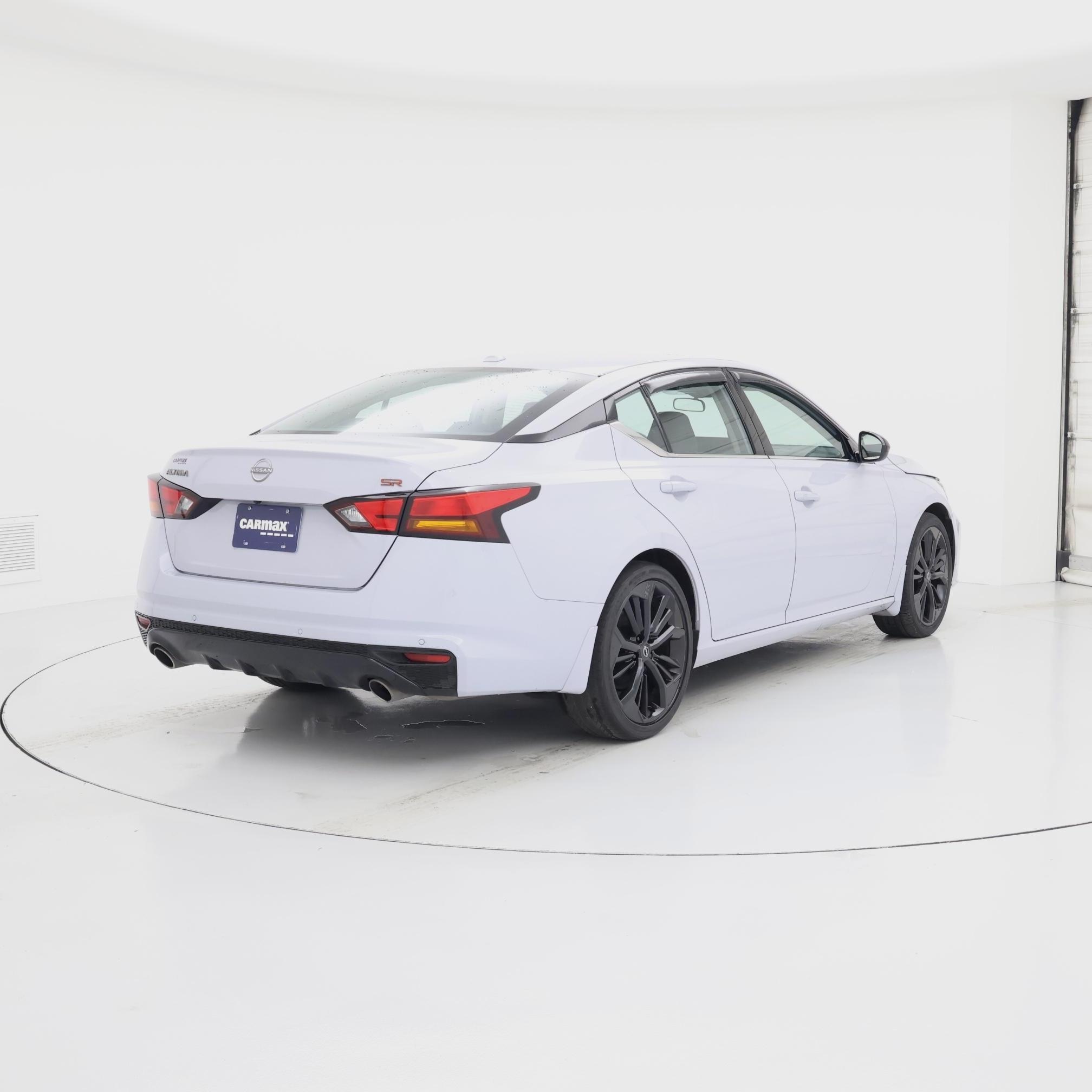 Thumbnail: 2024 Nissan Altima - 8