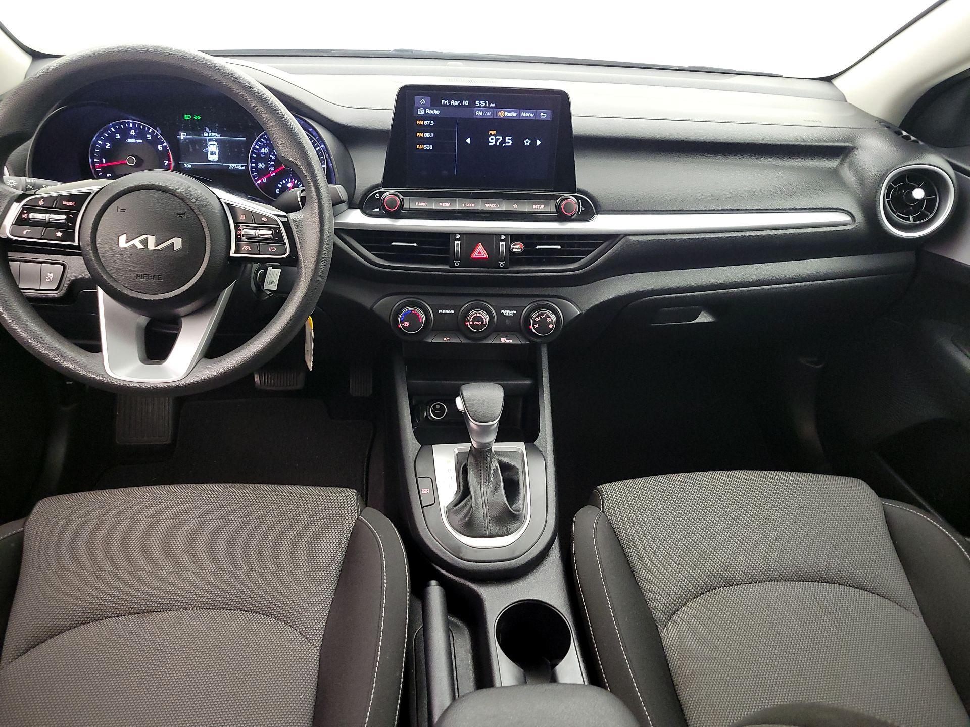 Thumbnail: 2024 Kia Forte - 9