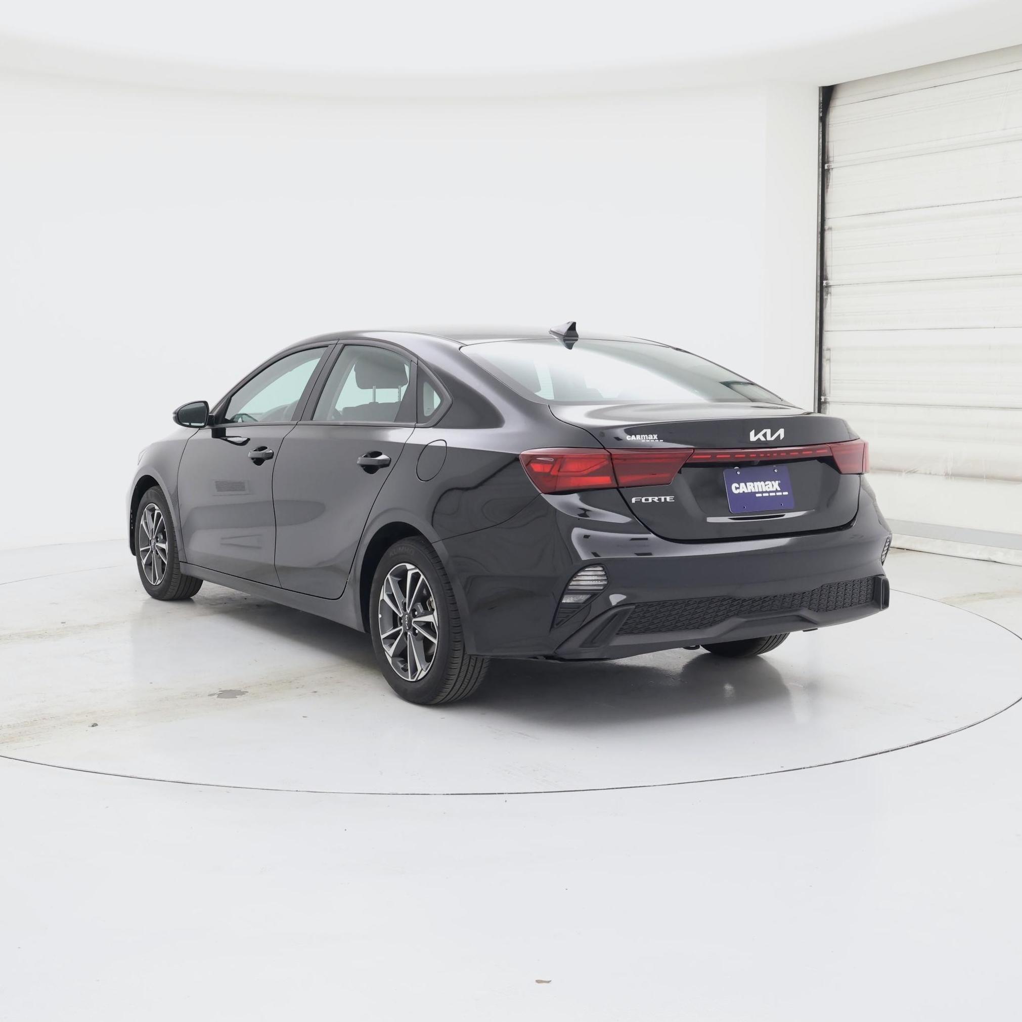 Thumbnail: 2024 Kia Forte - 2