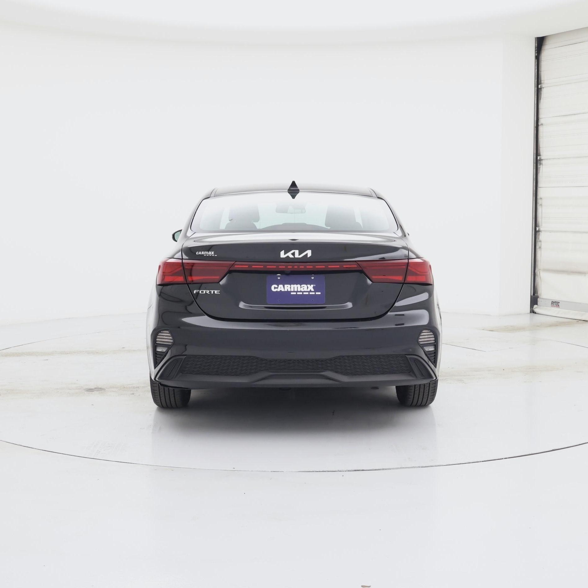 Thumbnail: 2024 Kia Forte - 6