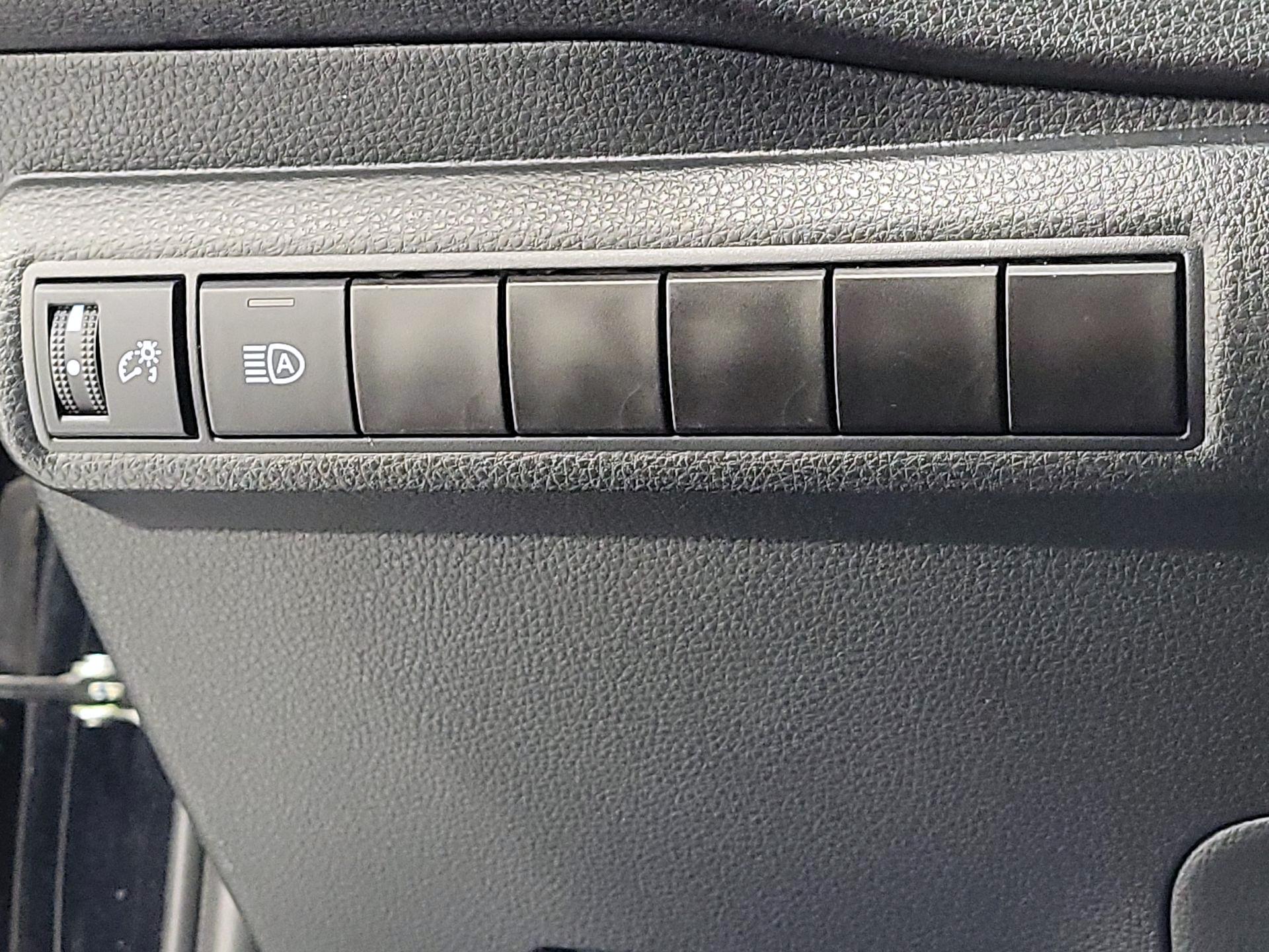 Thumbnail: 2024 Toyota Corolla - 13