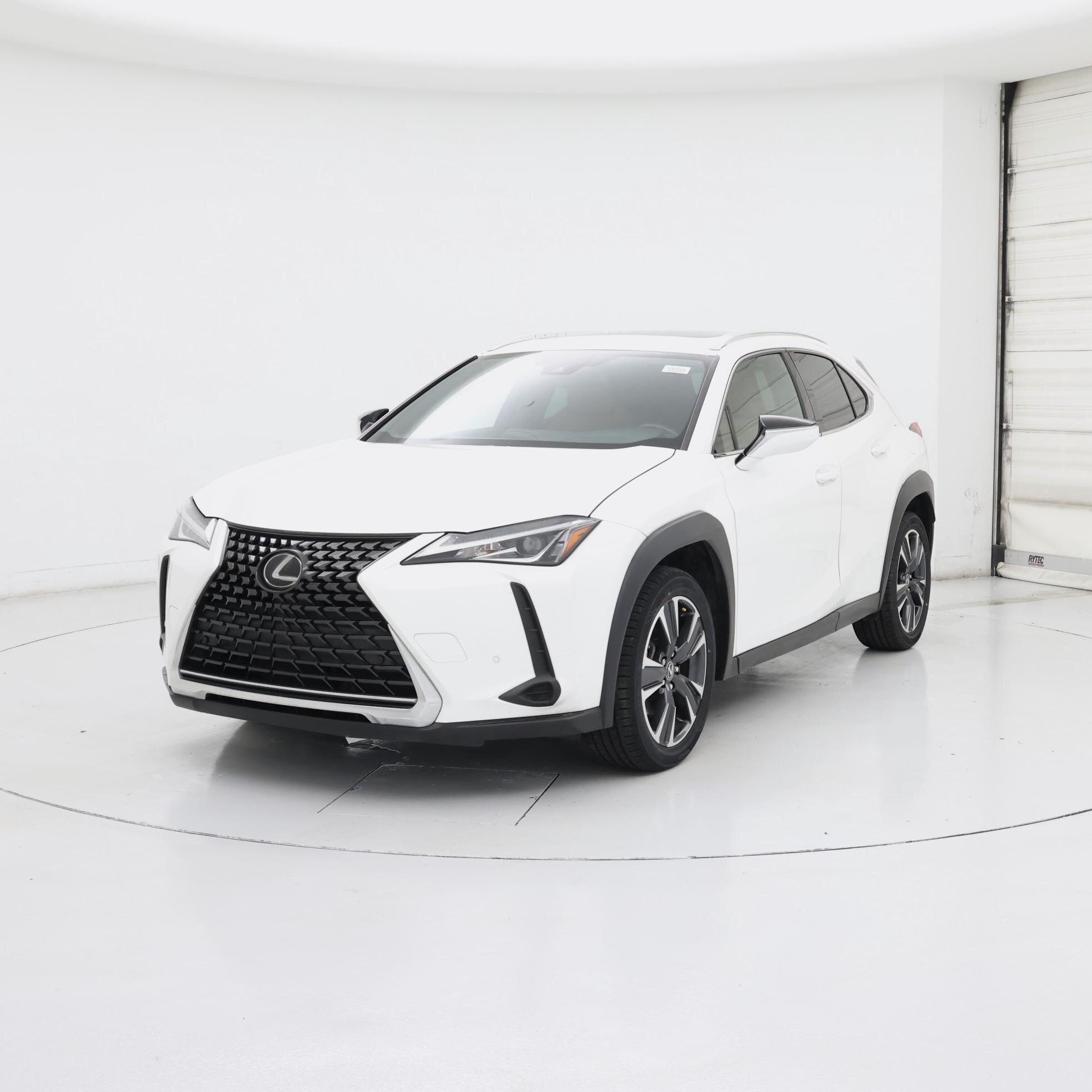 Thumbnail: 2021 Lexus UX - 4