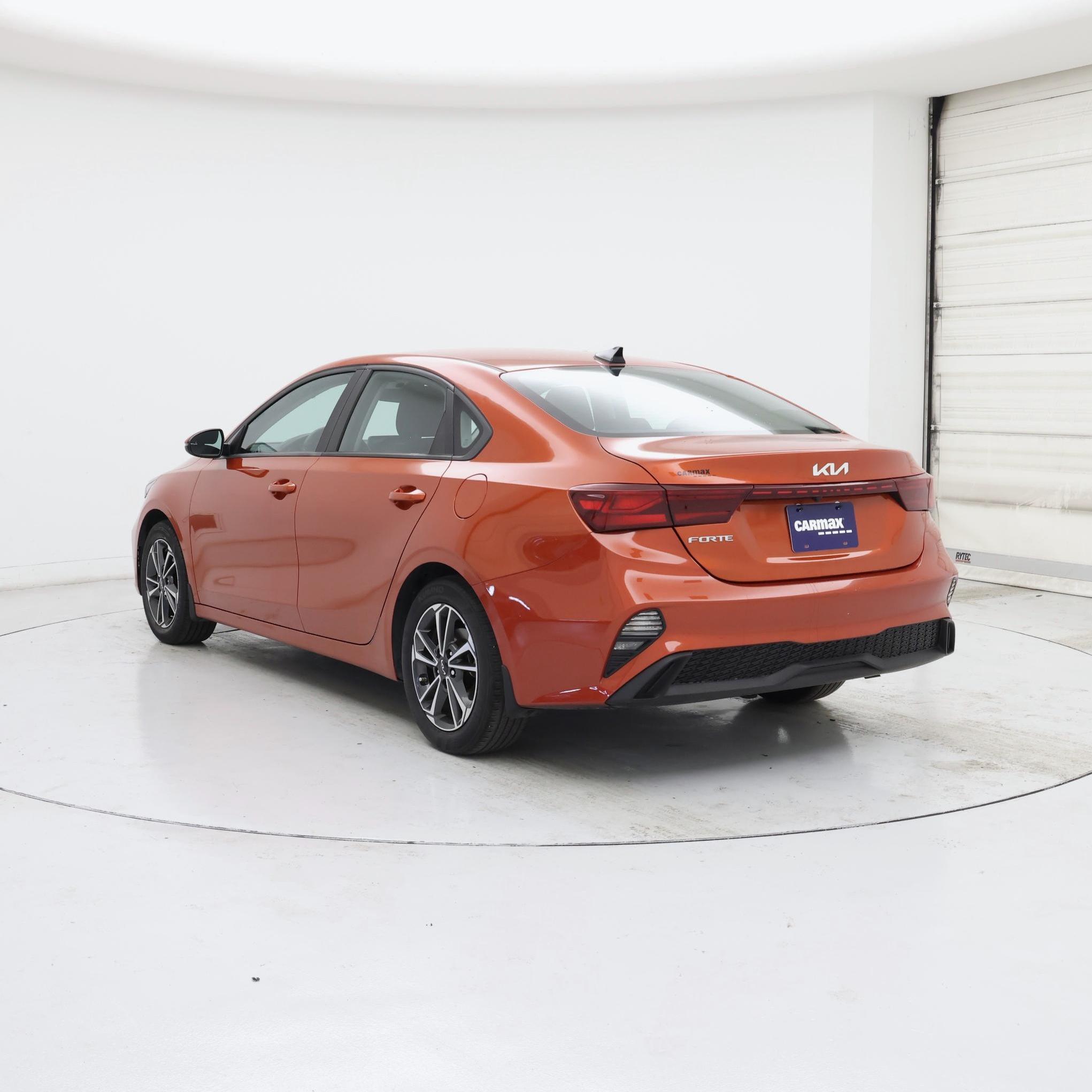 Thumbnail: 2023 Kia Forte - 2