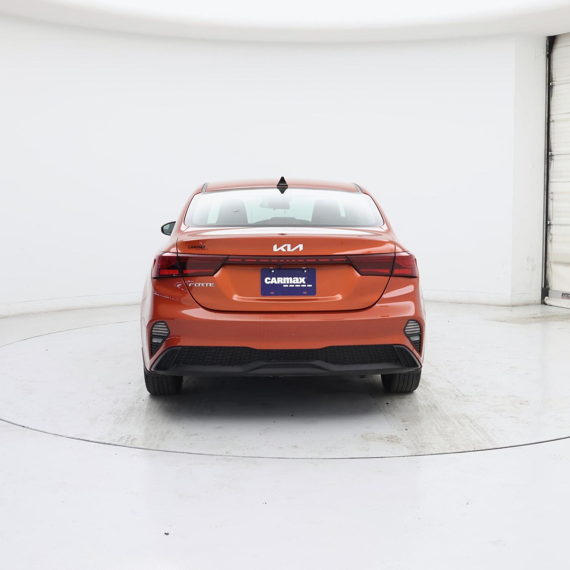 Thumbnail: 2023 Kia Forte - 6