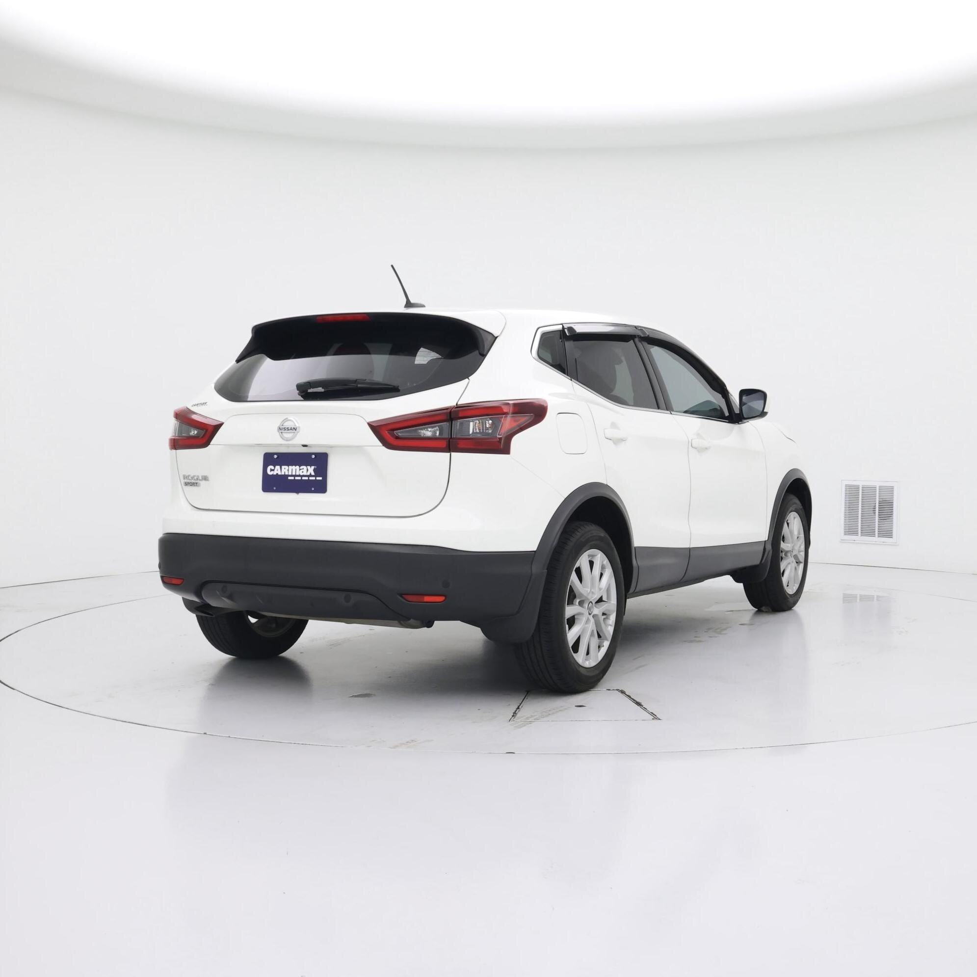 Thumbnail: 2020 Nissan Rogue Sport - 8