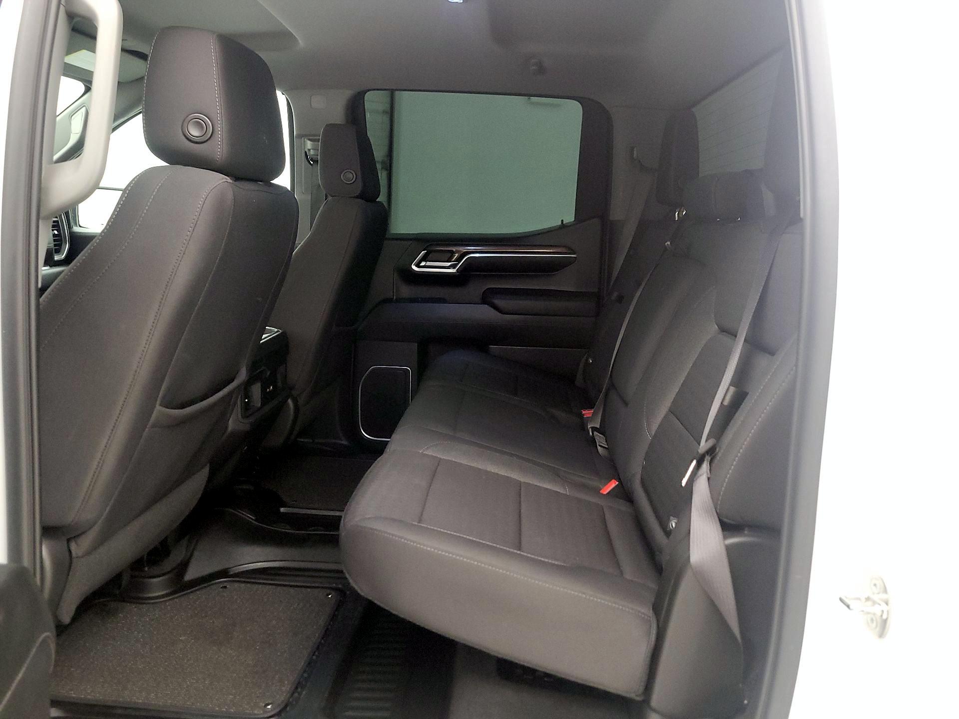 Thumbnail: 2023 Chevrolet Silverado 1500 - 19