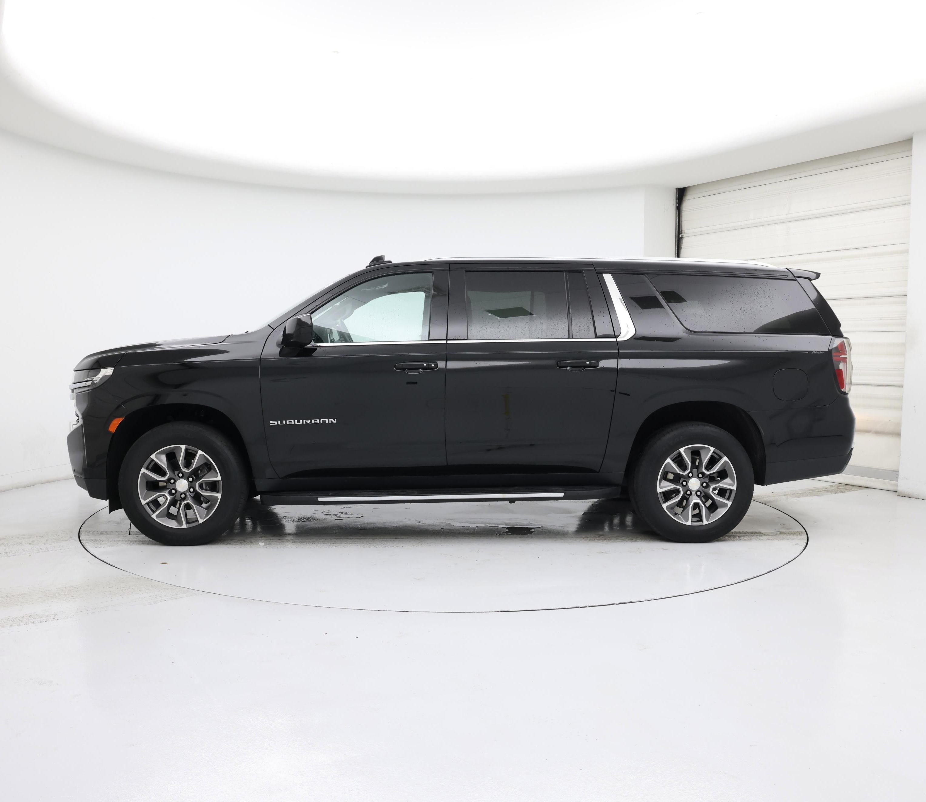 Thumbnail: 2023 Chevrolet Suburban - 3