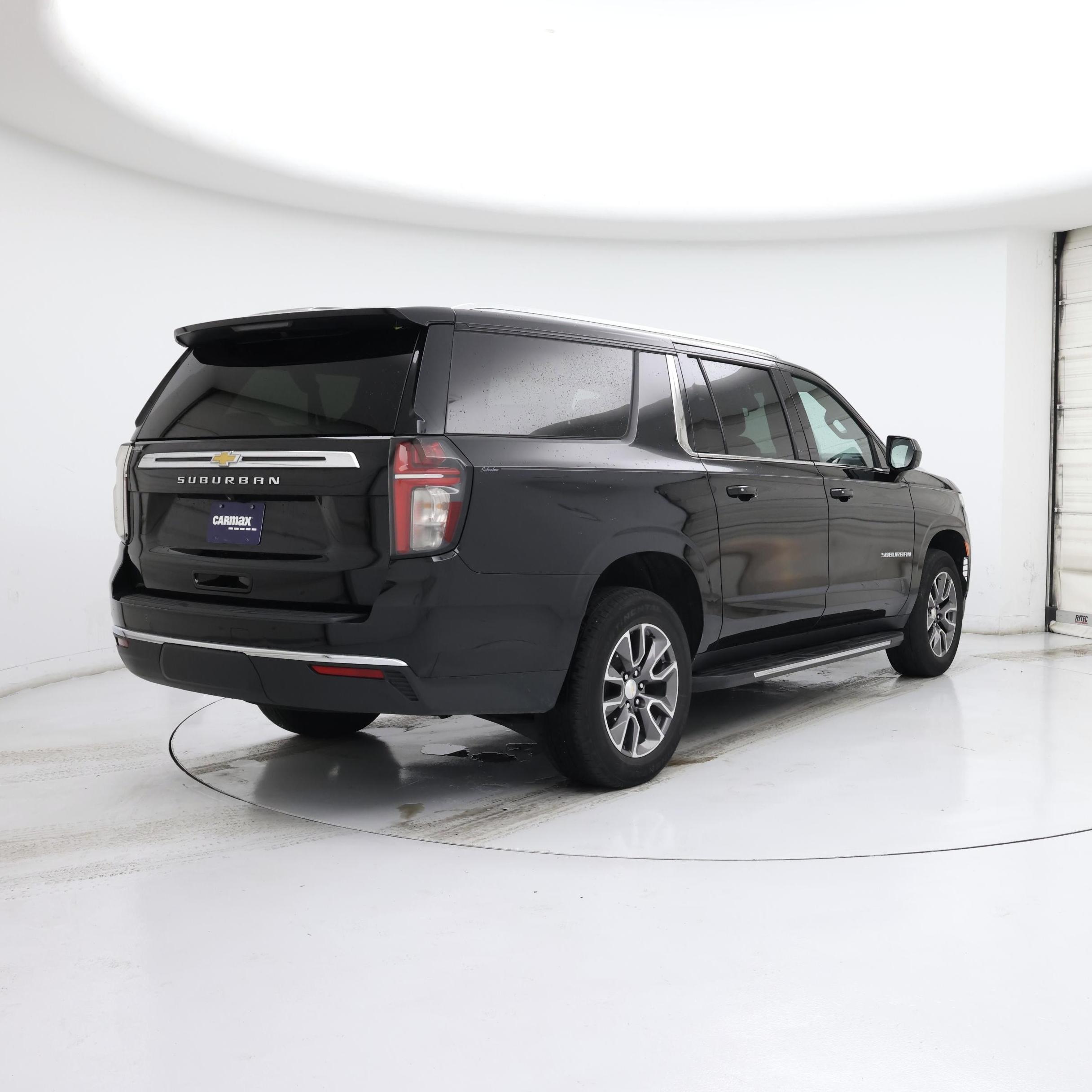 Thumbnail: 2023 Chevrolet Suburban - 8